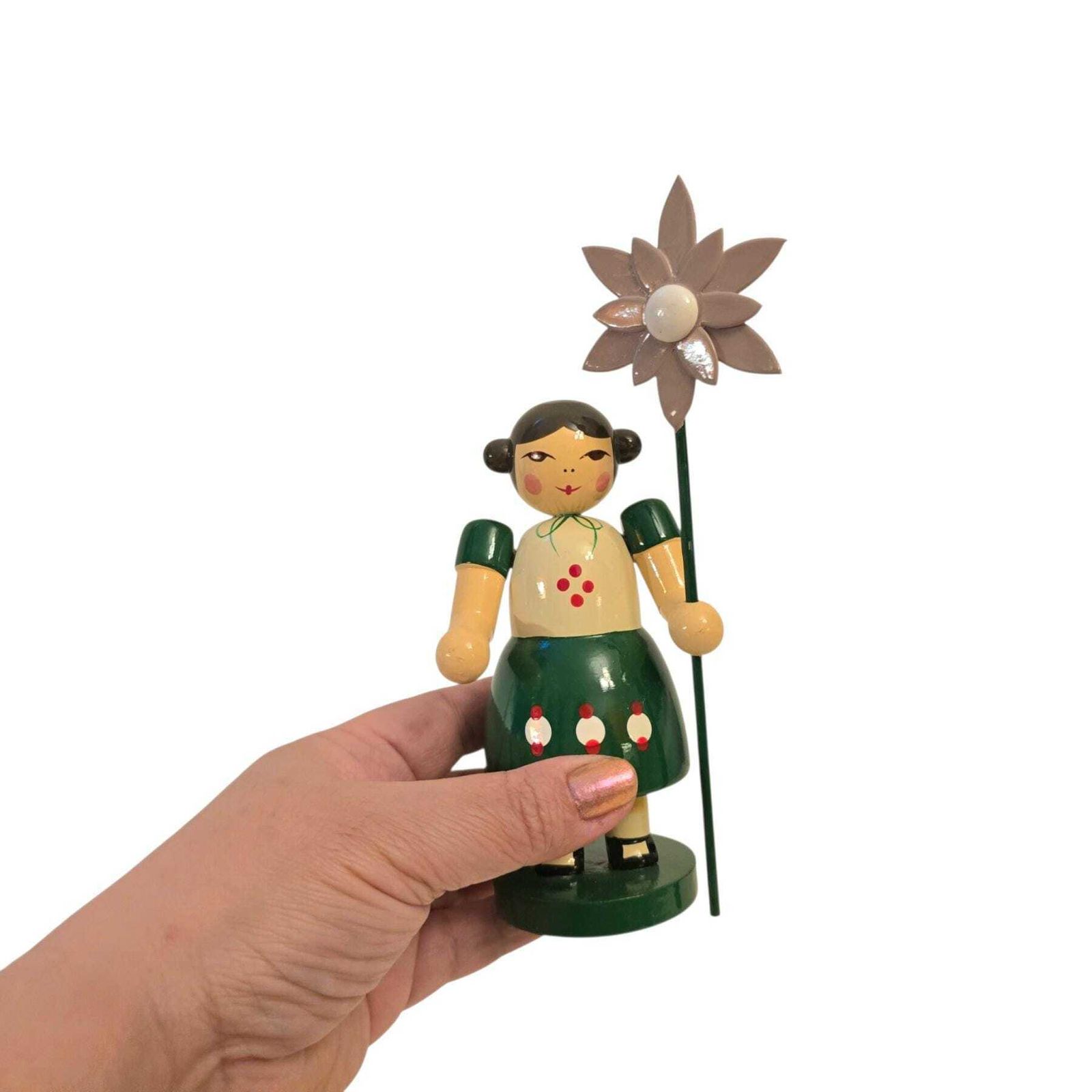 Figurine vintage allemande de l'Erzgebirge, grande fille aux fleurs en bois peint à la main, 13 cm photo furniture