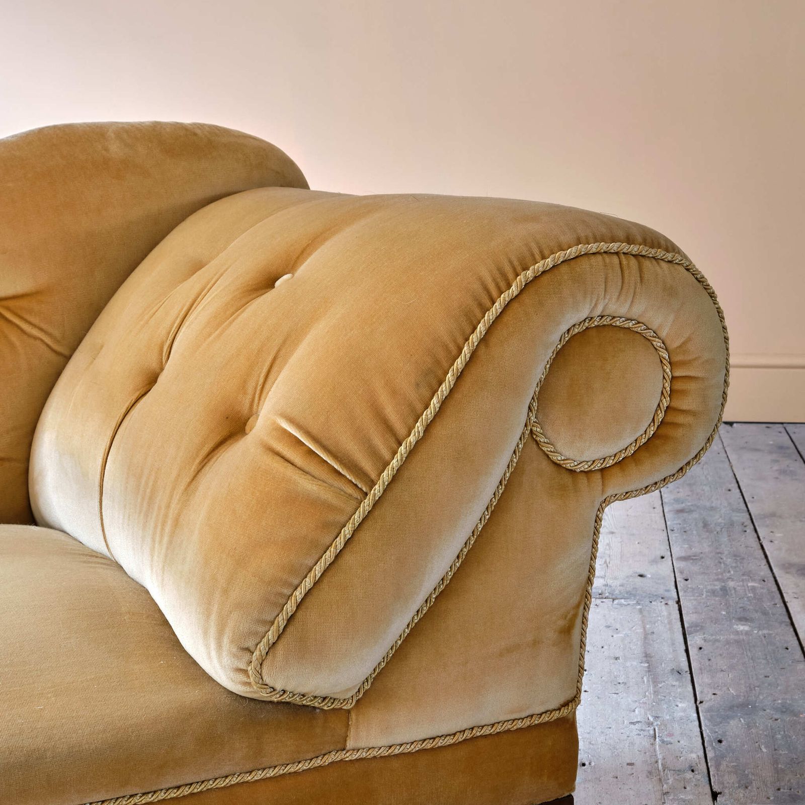Mid 19th Century Country House Chaise Longue photo 1700.0