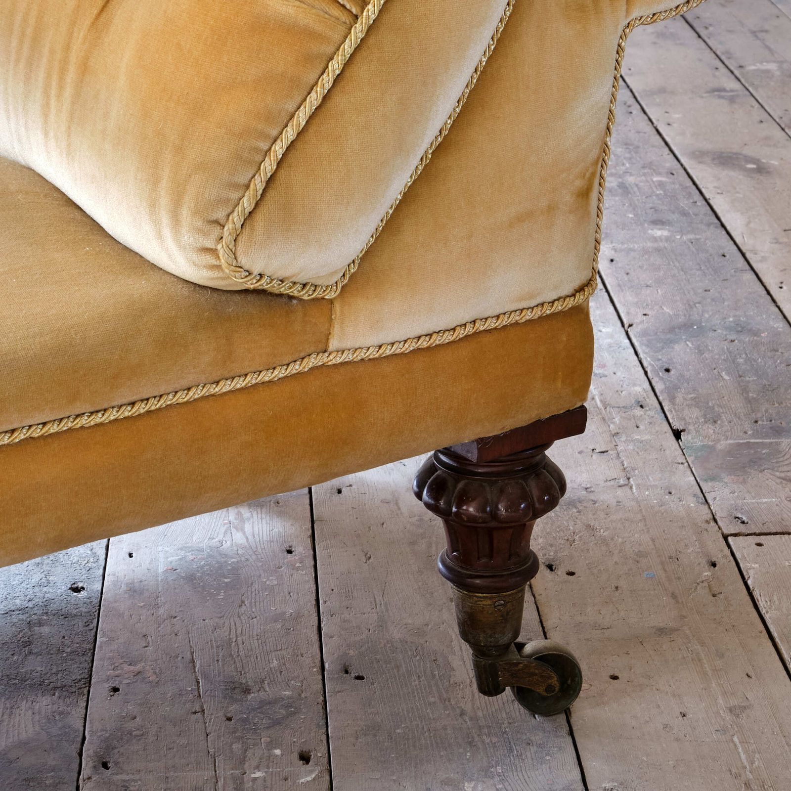 Mid 19th Century Country House Chaise Longue photo vinterior