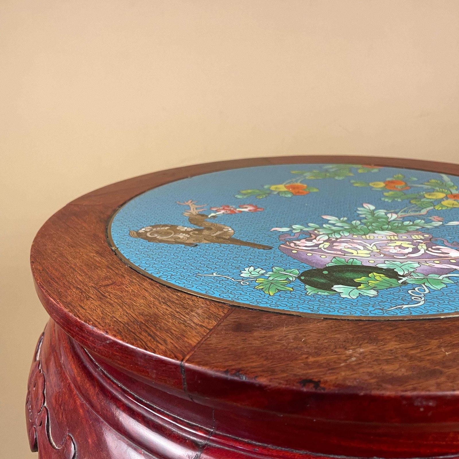 Oriental Cloisonne Wood Table Round Carved Red Hardwood Side Accent End Table Vintage Asian Blue Top Floral photo vinterior