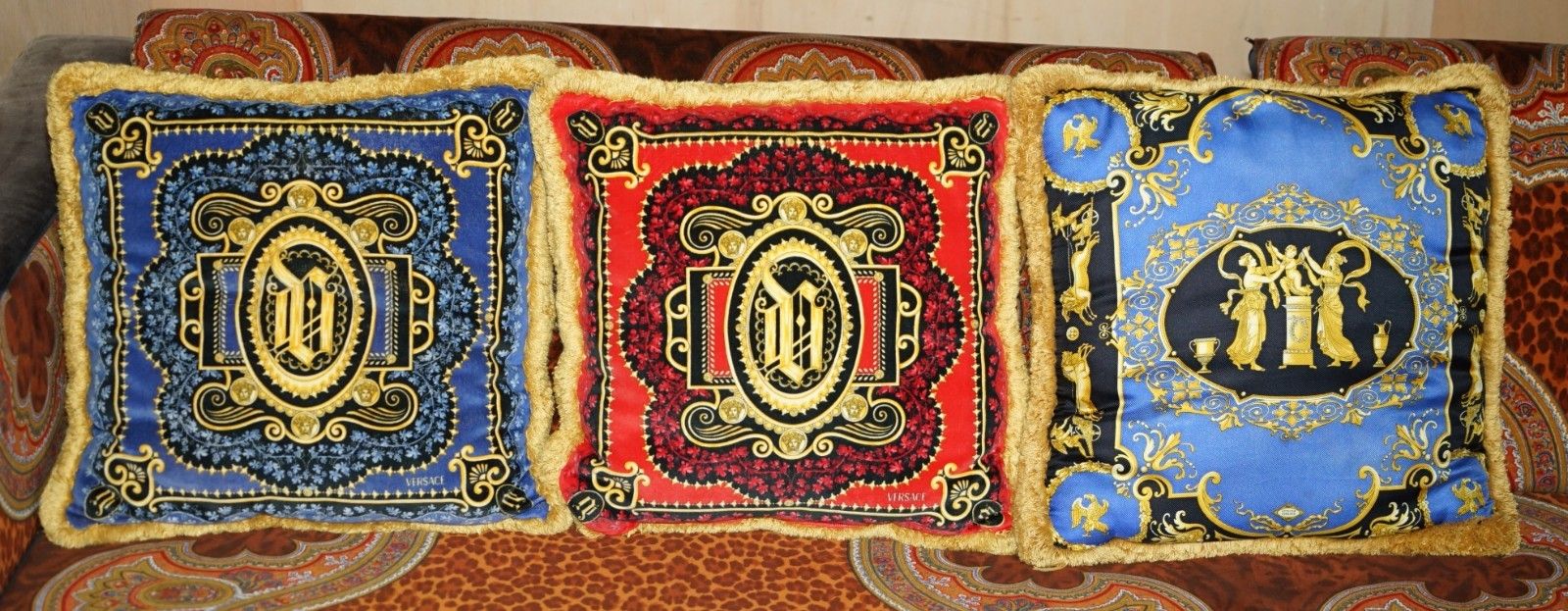 Three Rrp £2,250 Versace Italy 2003 Ilian Rachov Designed Silk Scatter Cushions