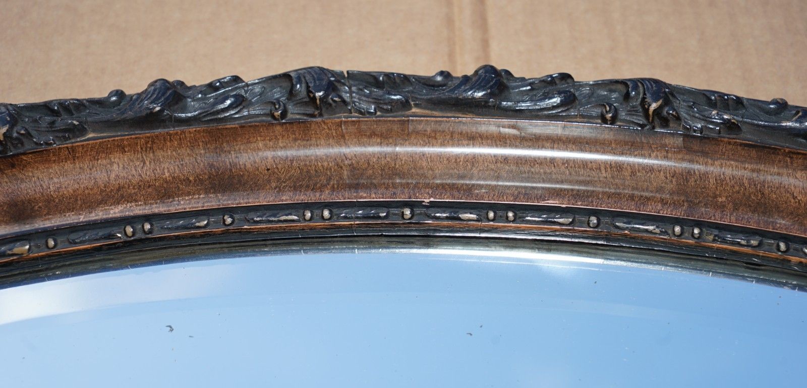 Stunning Antique Victorian Hand Carved Flamed Mahogany Framed Oval Mirror photo vinterior
