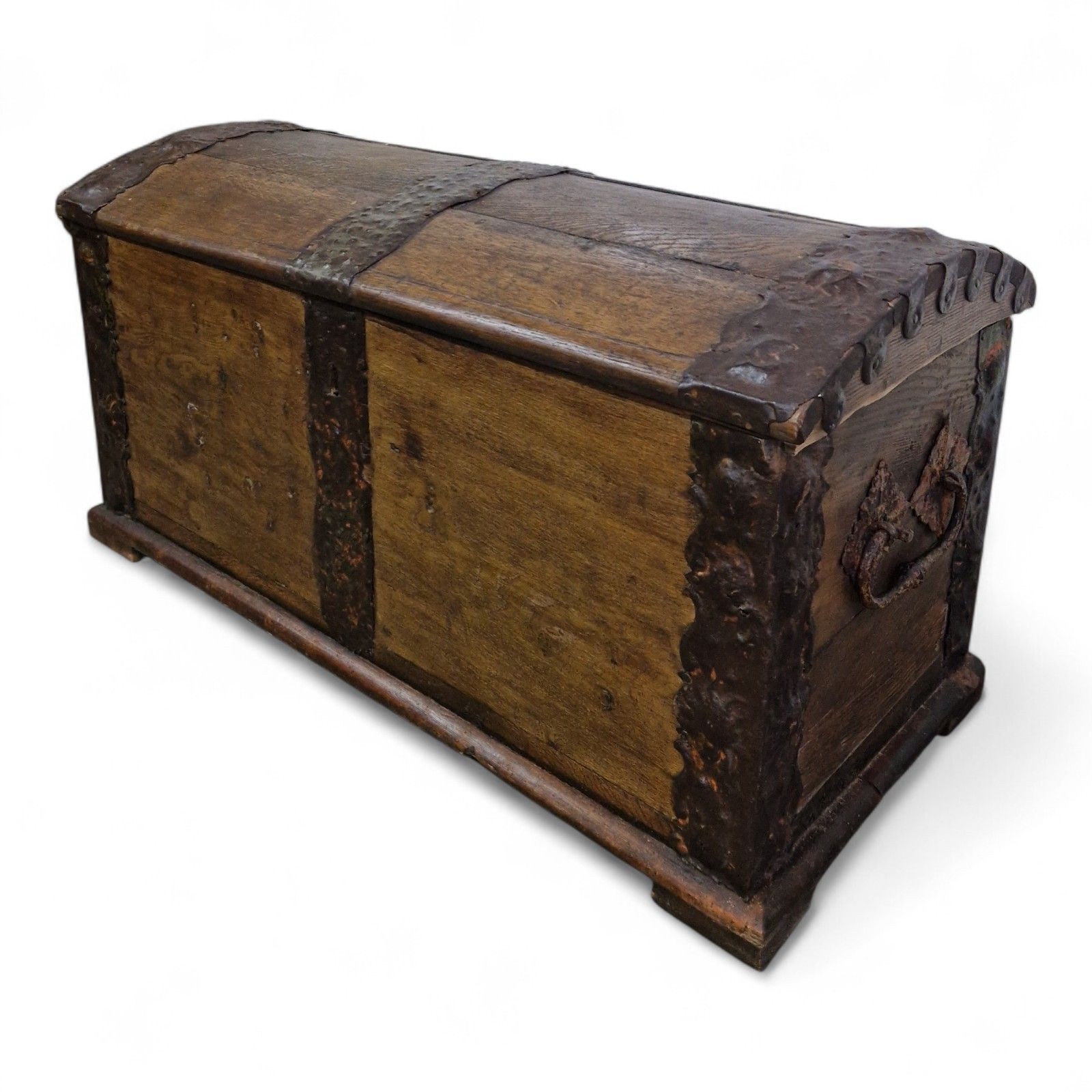 Continental Wooden Storage Chest Dome Top Rustic Coffer Blanket Box Large