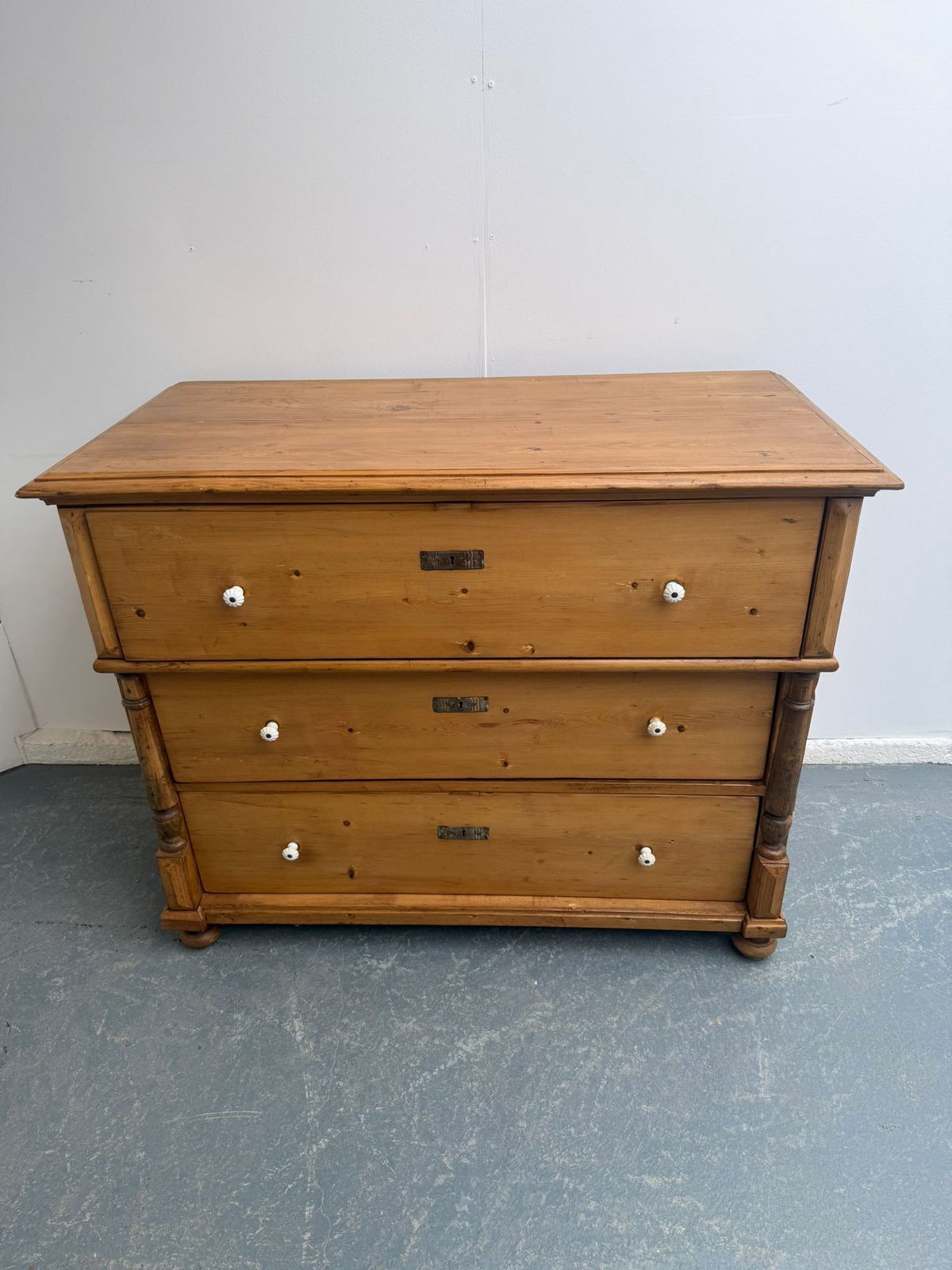 Furniture A Massive Victorian Pine Hungarian Waxed 3 Drawer Chest Of Drawers photo