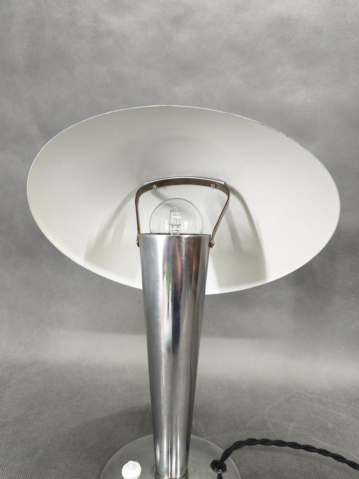 Bauhaus Chromen Tafellamp Met Verstelbare Kap, Jaren 1930 photo for sale