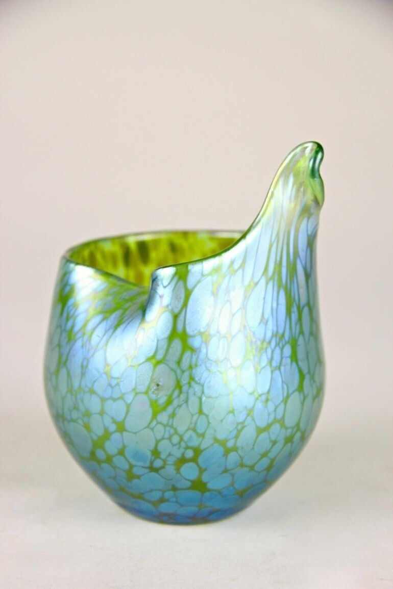 20th Century Iriscident Loetz Witwe Glass Vase Creta Papillon, Bohemia, Ca 1902 photo buy