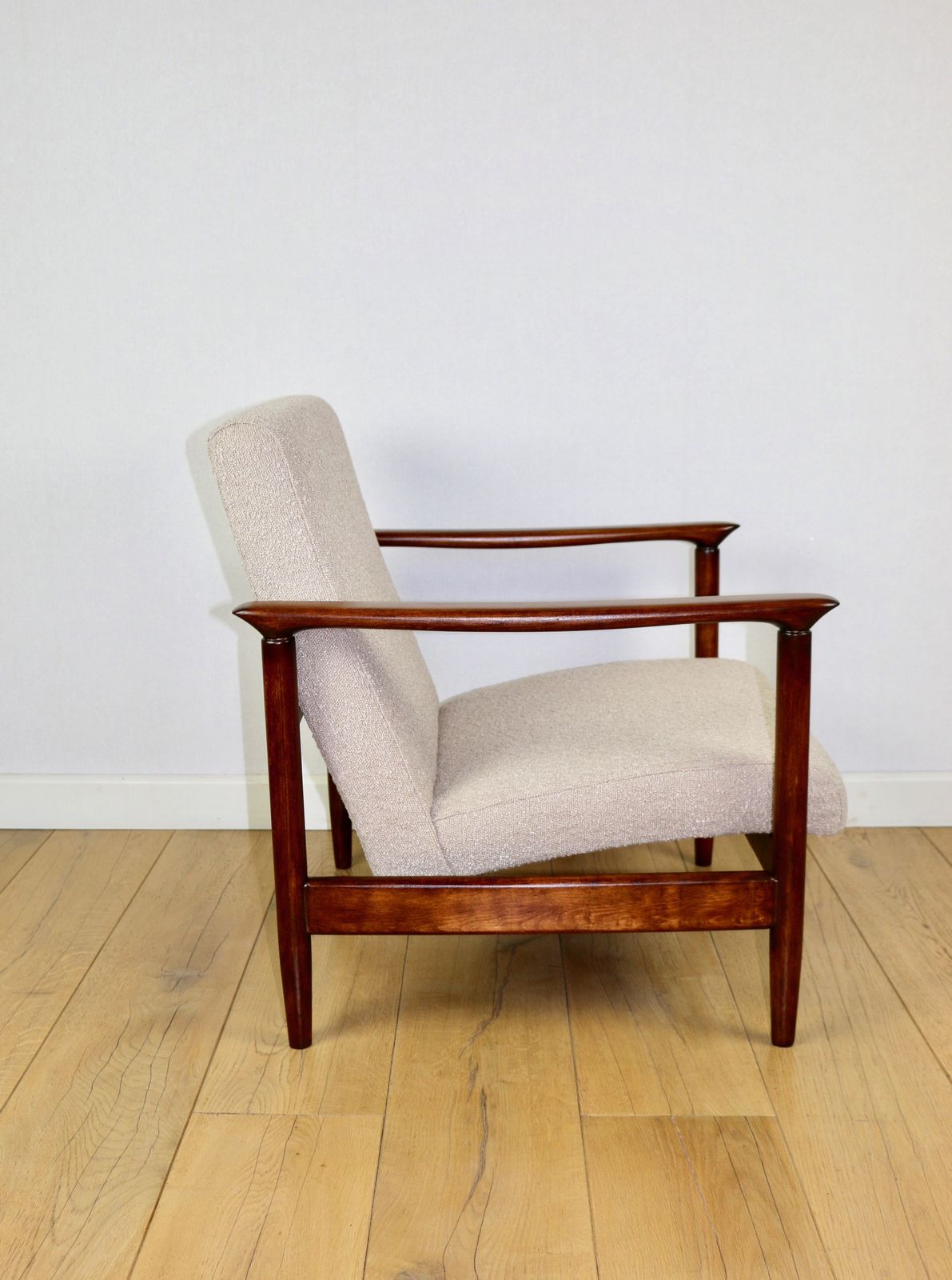 Gfm 142 Armchair, Designed By Edmund Homa From The 1970s Beige Boucle Dark Wood   2 Pieces Available. photo buy