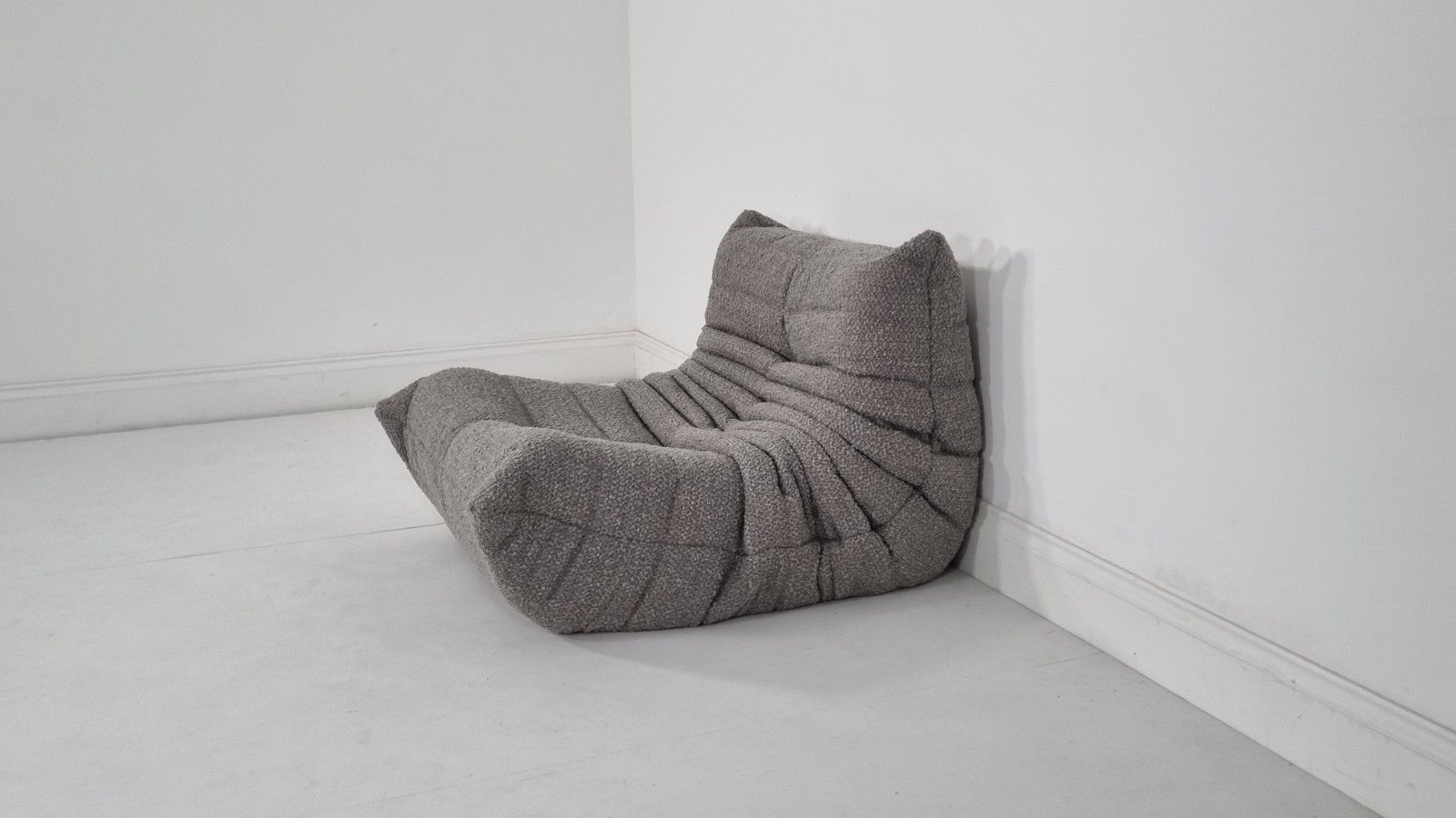 Ligne Roset Togo Chair In Grey Boucle In Immaculate Condition photo buy