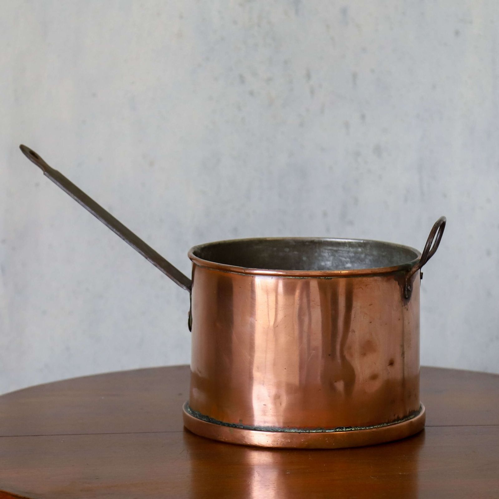 Mid‑19th Century Victorian Hand‑Beaten Heavy Gauge Copper Saucepan/Milk Pan photo furniture