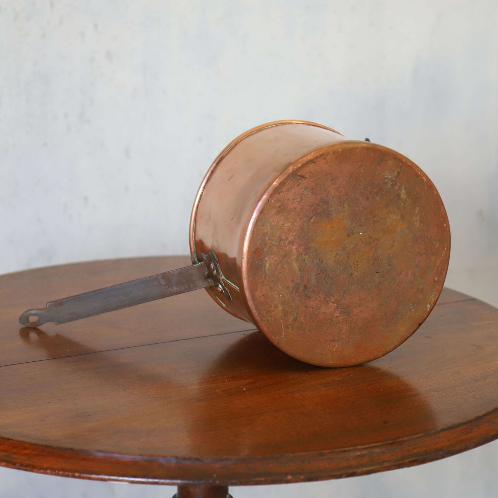photo furniture Mid‑19th Century Victorian Hand‑Beaten Heavy Gauge Copper Saucepan/Milk Pan