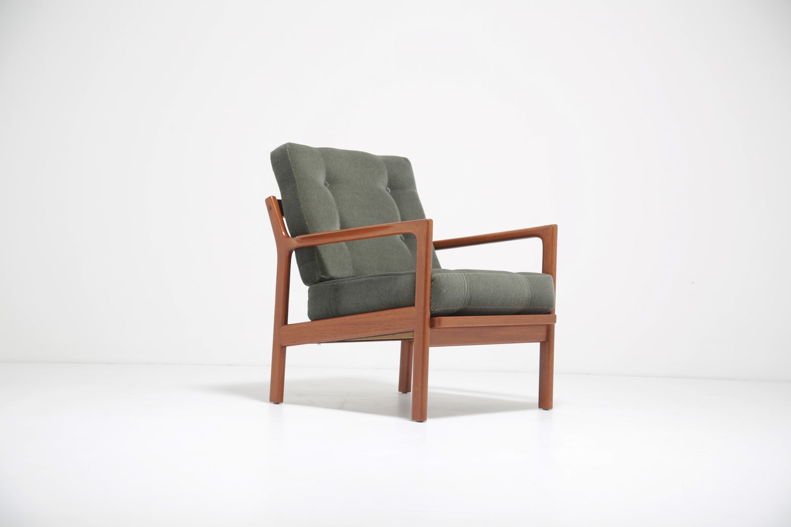 Karl Erik Ekselius teakhouten en mohair loungestoel model F141 voor JOC Vetlanda, Zweden, jaren 1960 photo 1950.0