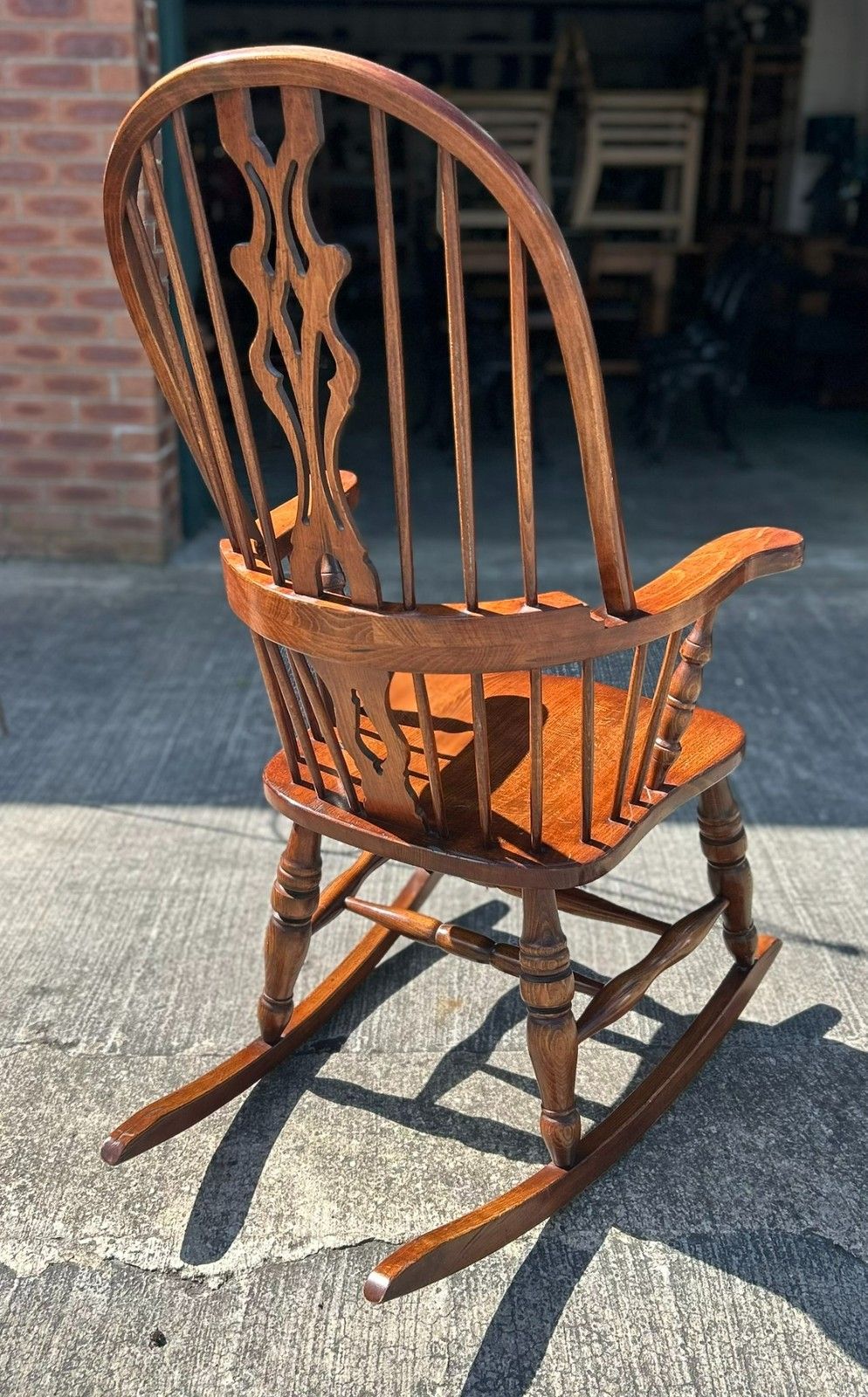 Good Quality English Country Oak & Beech Windsor Shaped Seat Rocking Chair photo Furniture