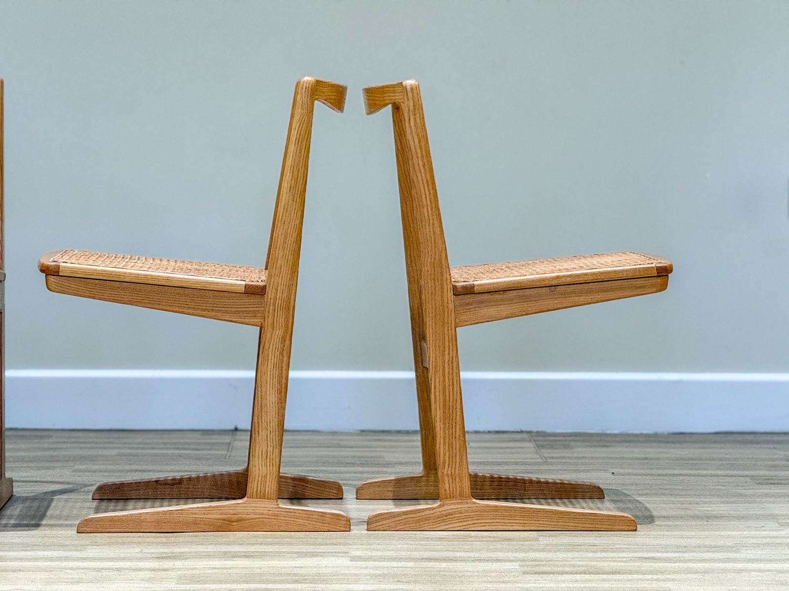 Mid Century Elm Circular Dining Table & 4 Rattan Chairs – Original 1960s Set photo buy