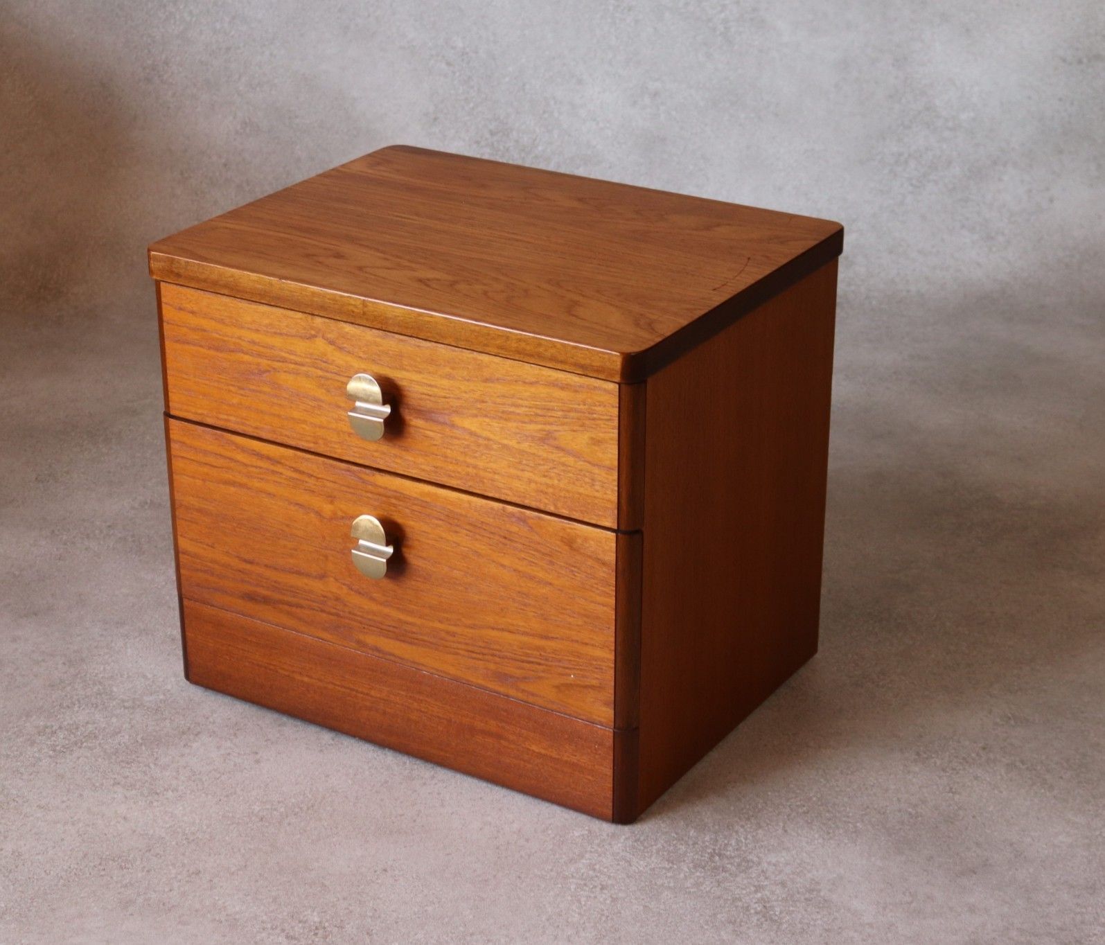Mid Century Teak Stag Cantata Bedside Cabinet 2 Drawer Chest