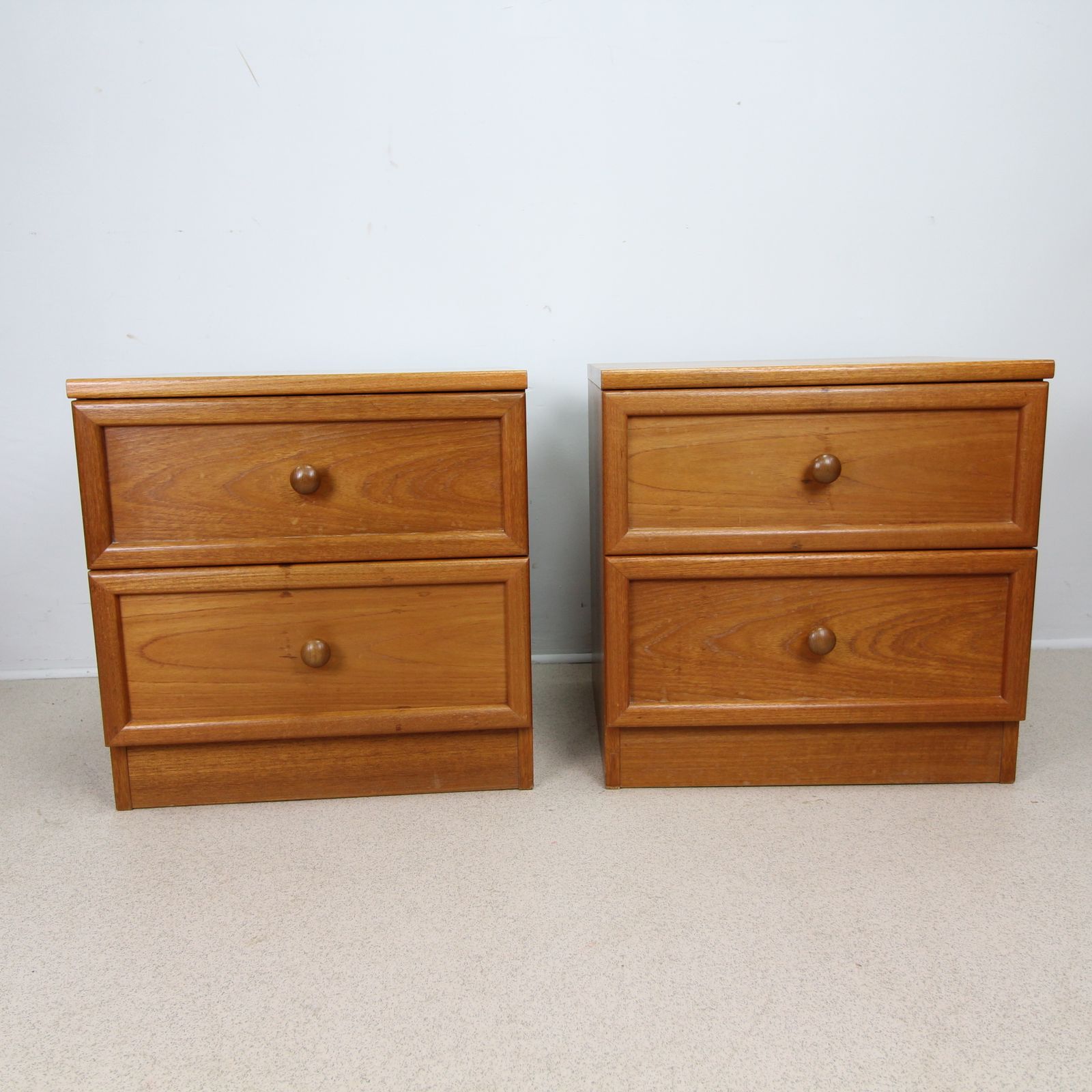 Mid Century Pair Of G Plan Bedside Cabinets photo 345.0