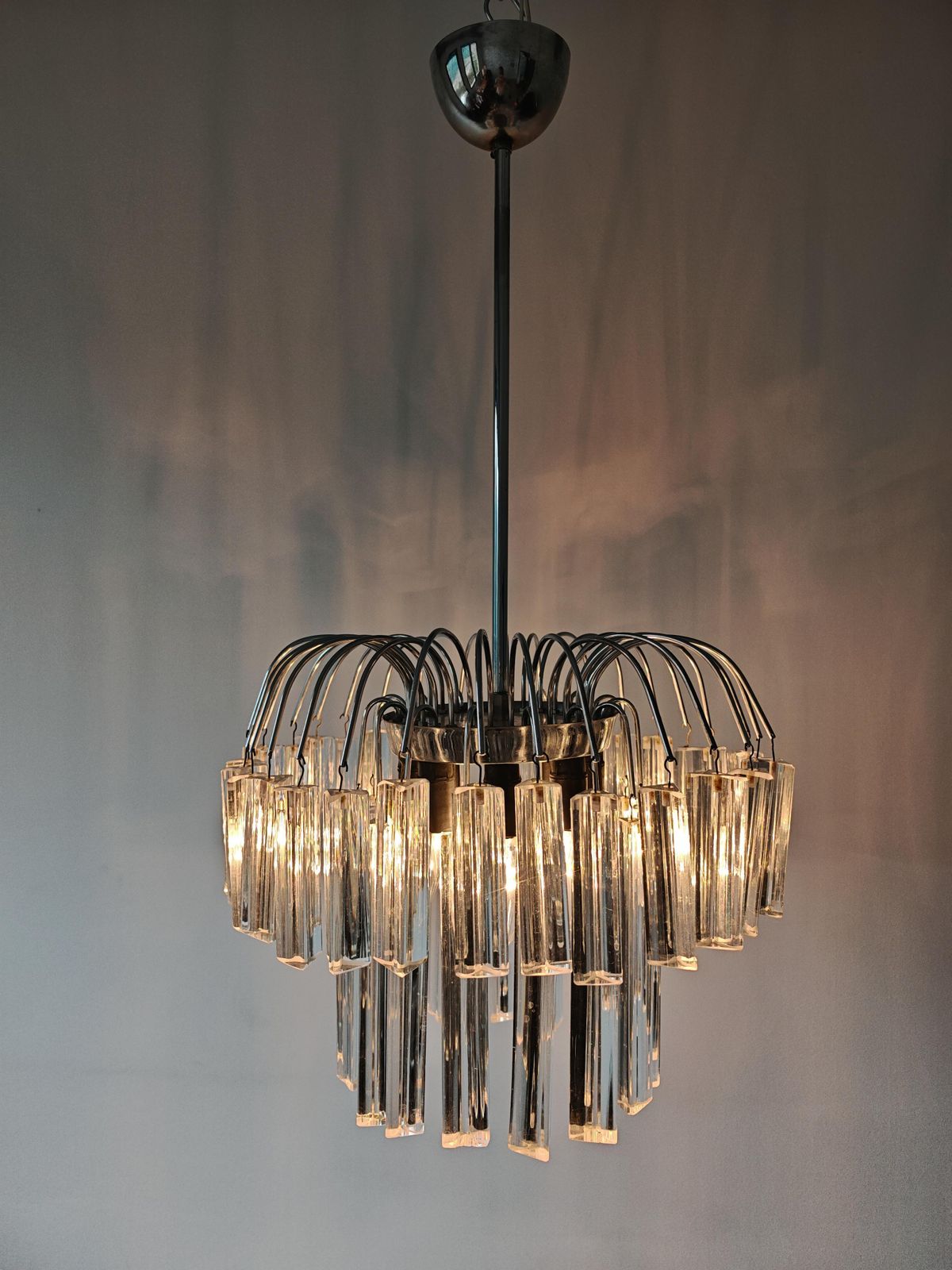 Mid Century Modern "Fountain" Chandelier By Venini, Italy 1960s photo vinterior