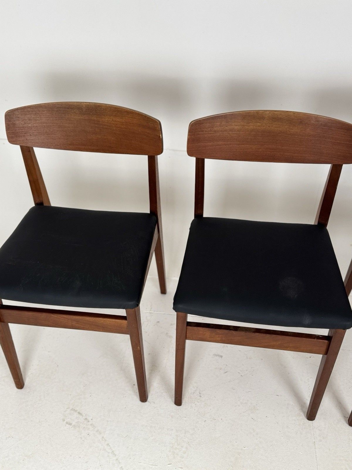 photo vinterior Mid Century  Rectangle Extending Jentique Dining Table 4 Matched Chairs Teak Mcm