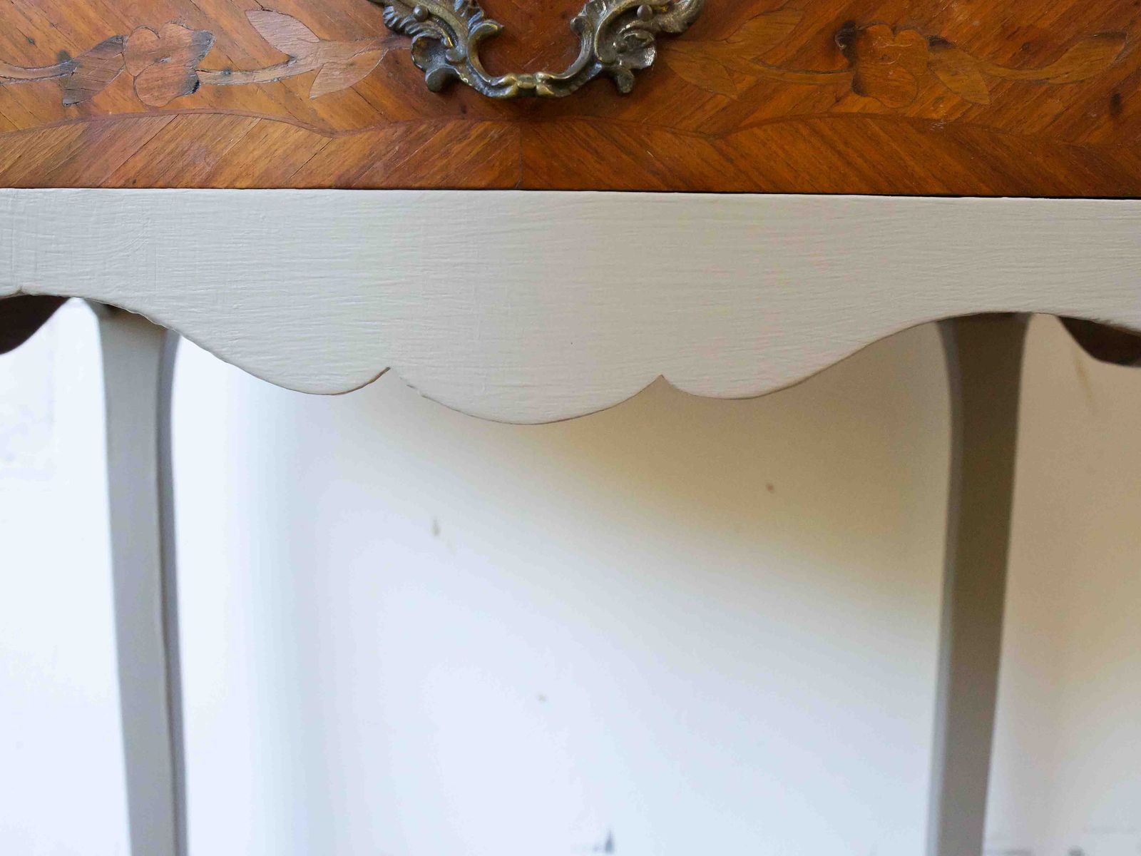 A Pair Of French Bedsides, 1950s photo vintage
