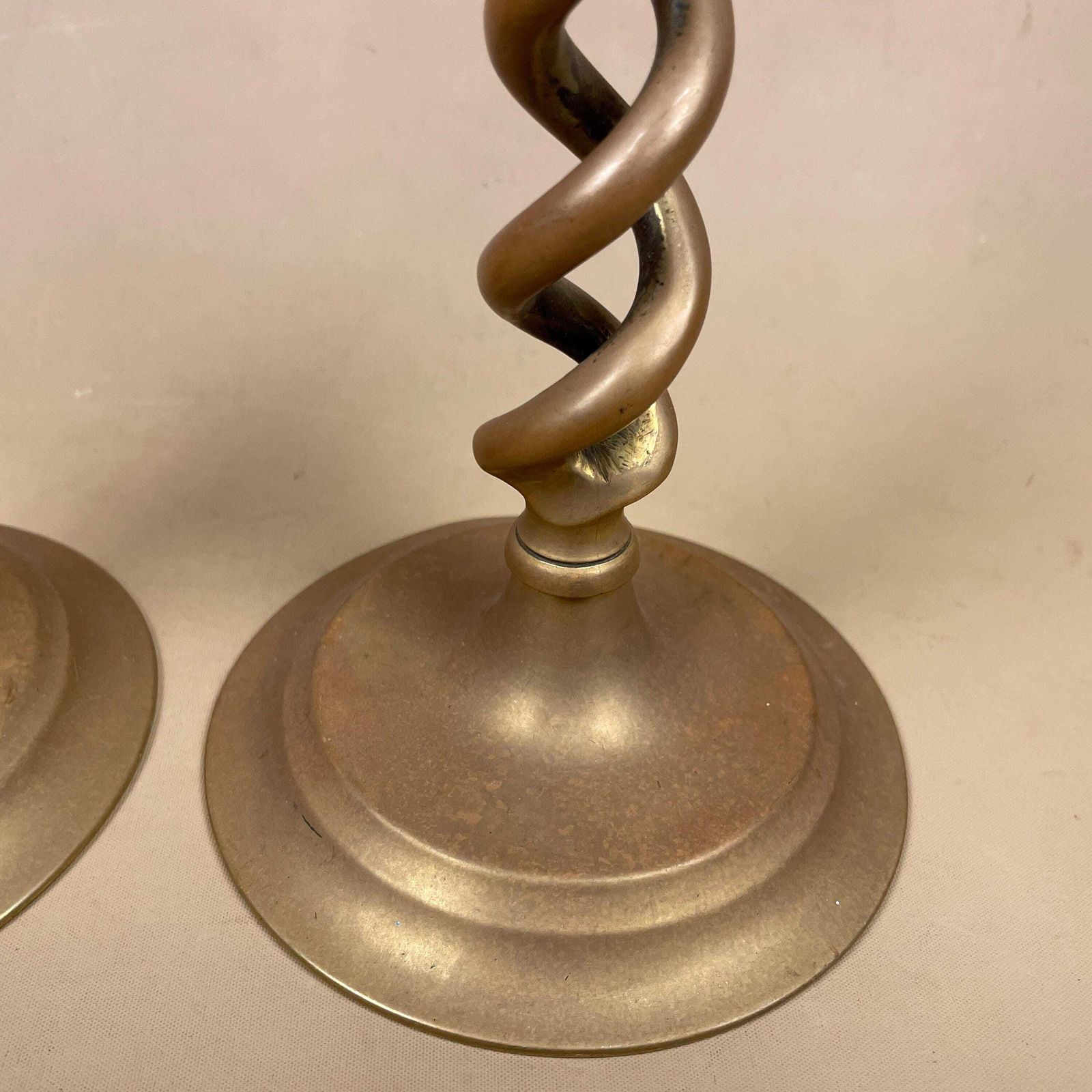 Antique Matching Pair Of Oriental Chinese Gold Brass Metal Candlestick Candle Stick Vintage Column Taper Dinner Candlesticks Twisted Twist photo buy