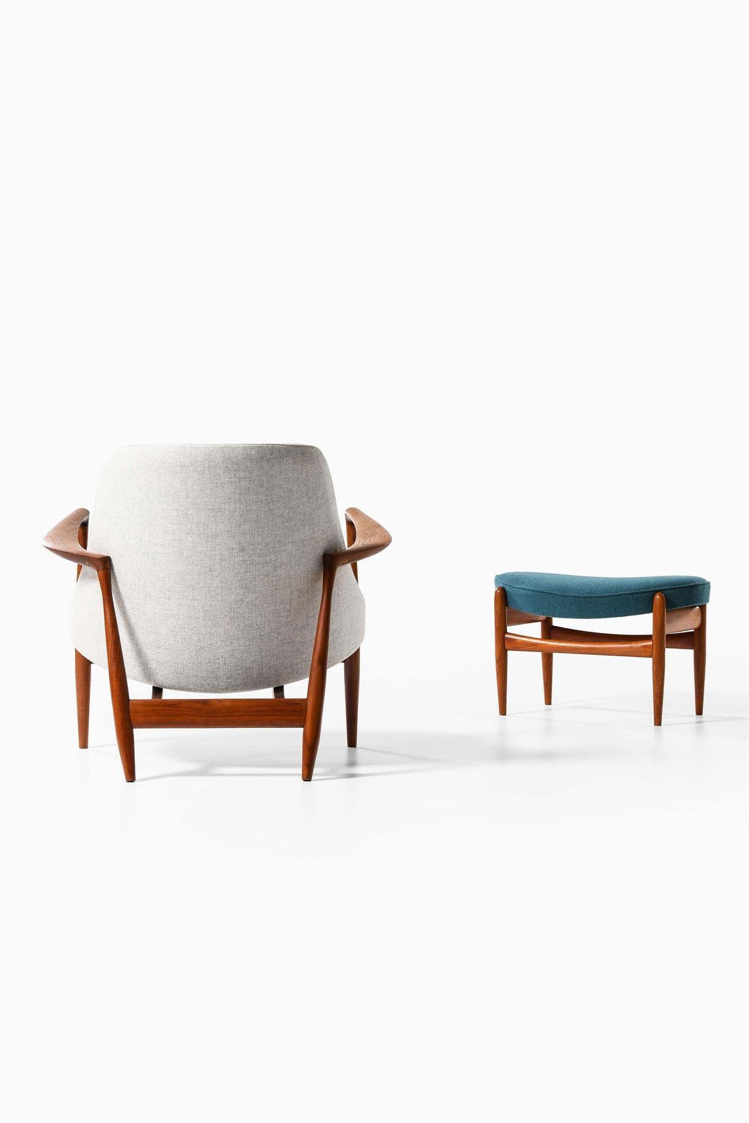 photo furniture Set Of Easy Chairs In Wool And Teak By Ib Kofod Larsen, 1956