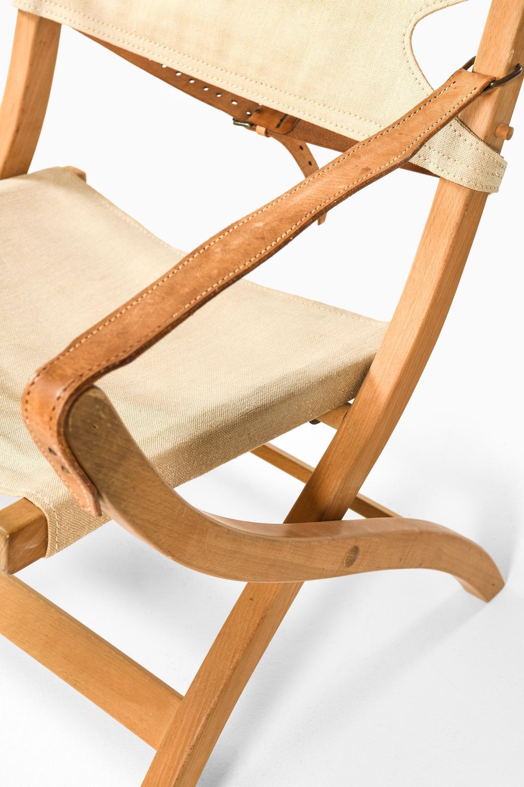 Pair Of Safari Easy Chairs In Beech And Leather By Poul Hundevad, 1950s photo for sale