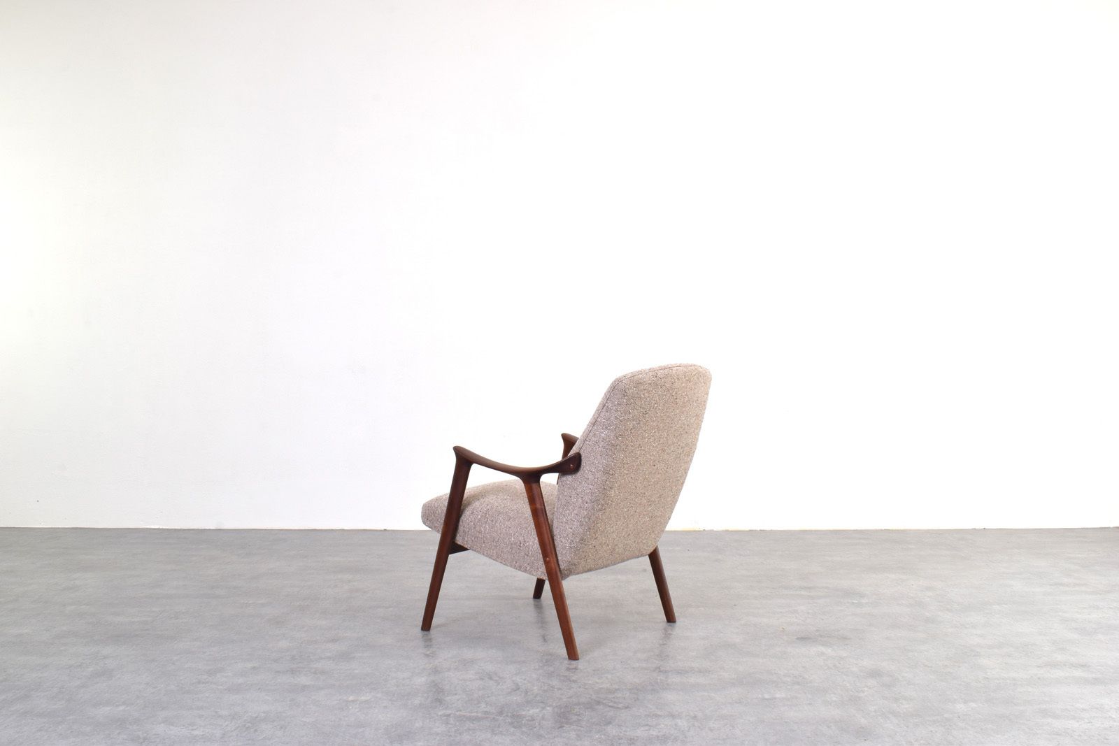 Mid Century „Tenor” Teak & Boucle Armchair From Møre Lenestolfabrikk, 1960s. photo vinterior
