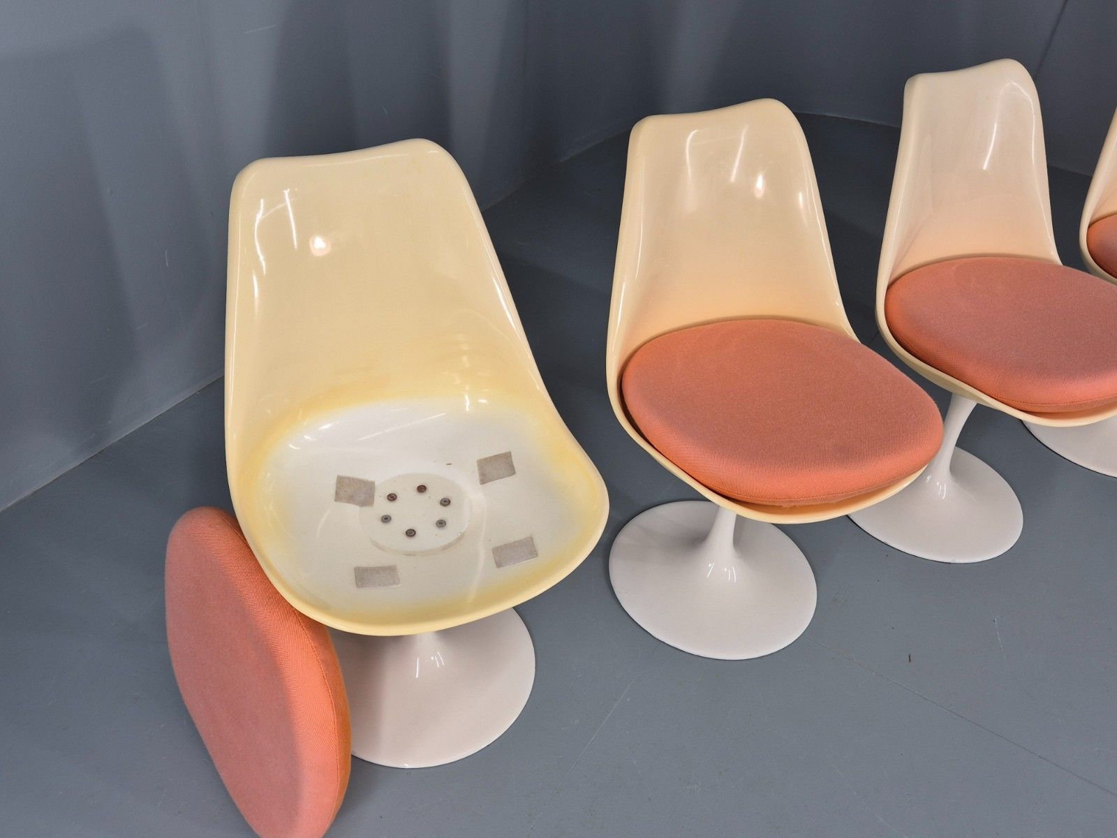 4 Tulip Based Swivel Chairs 1970s Retro Original Seat Pads Eb11843 Mdin photo buy