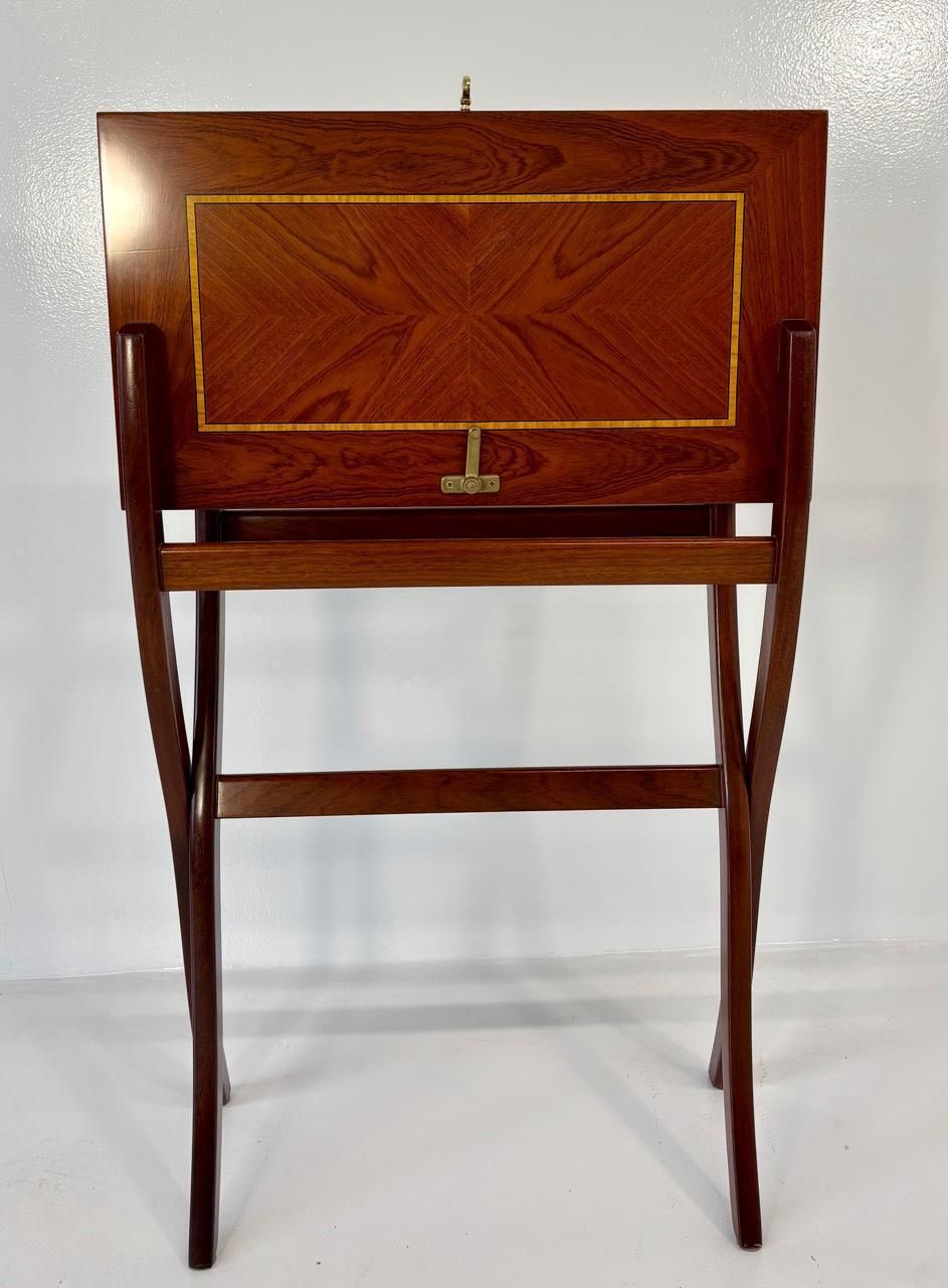 Italian Travel Writing Desk With Fine Veneer And Green Leather, De Baggis Cantù photo for sale