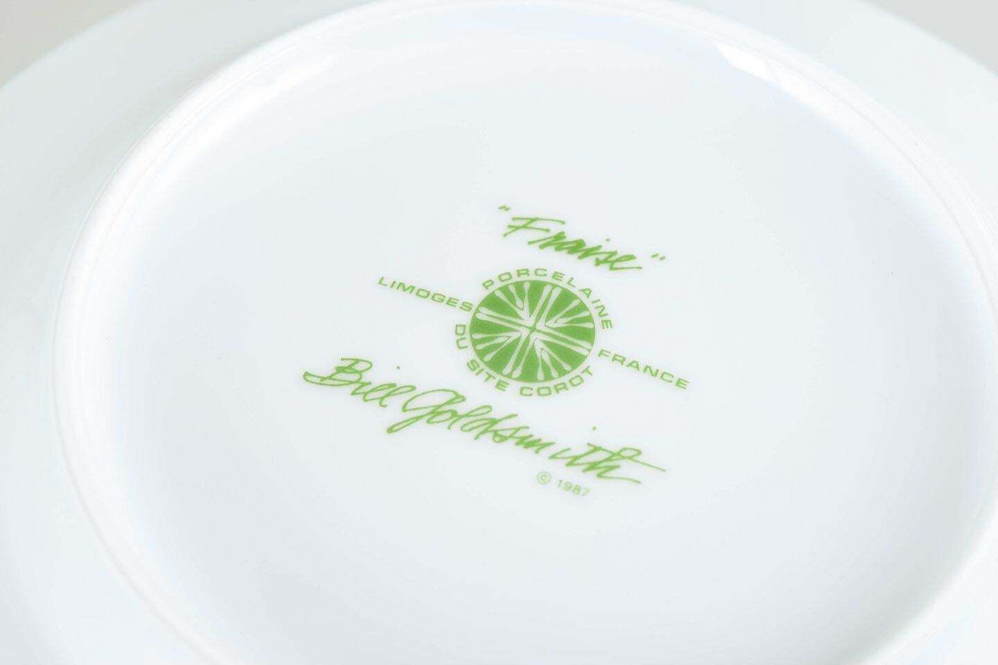 Bill Goldsmith voor Limoges. Vijf kleine porseleinen borden. Fraise-serie. Jaren 1980 photo Woonaccessoires
