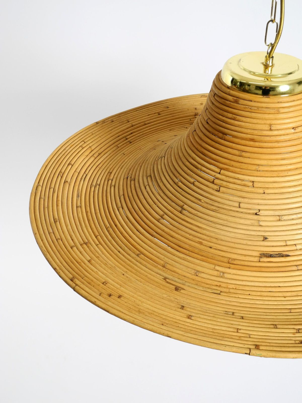photo vintage Beautiful, Large Italian 1970s Bright Bamboo Wood Ceiling Pendant Lamp