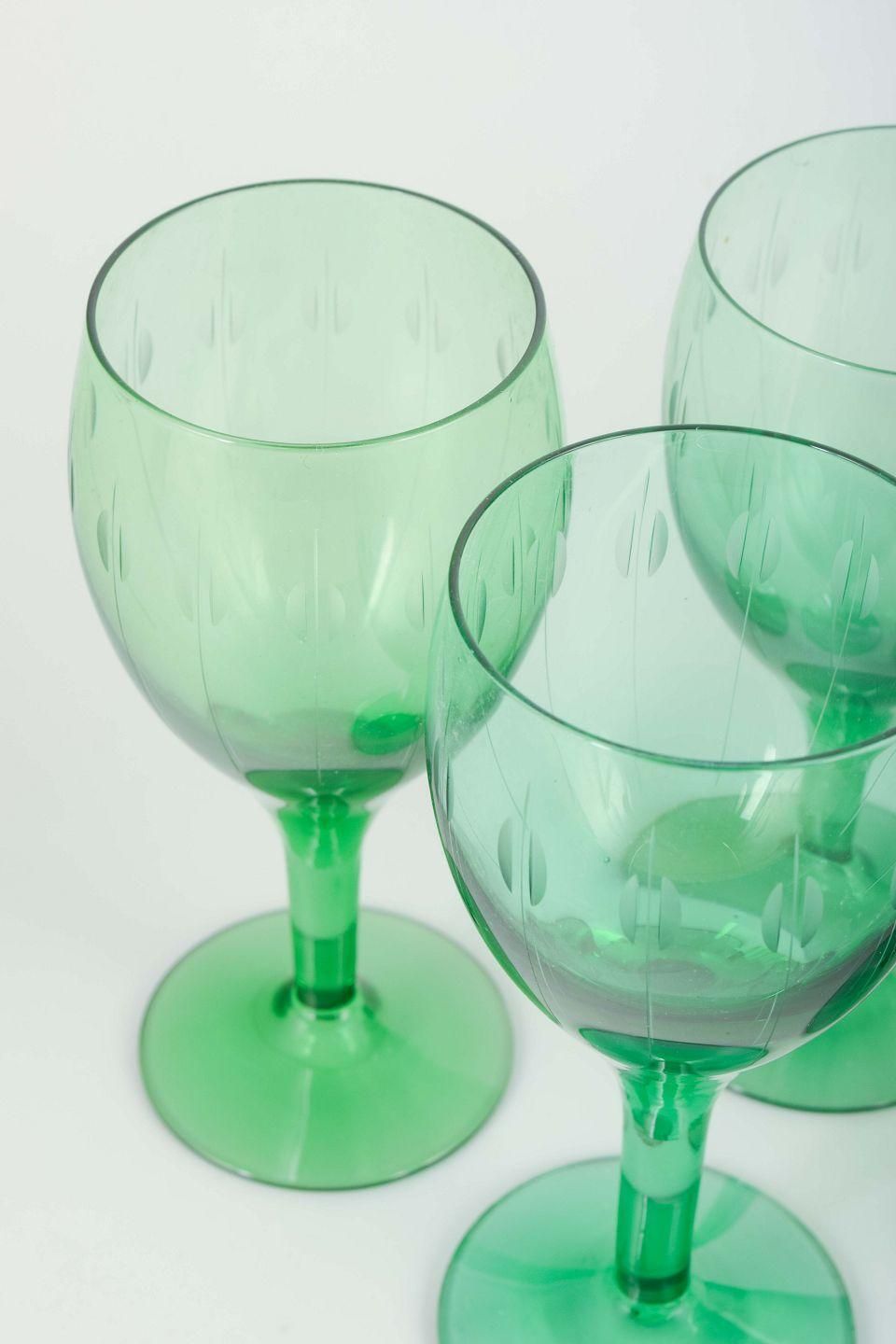 Per Lütken For Holmegaard. Kirsten Piil Series. 6 Wine Glasses In Green Glass. photo for sale