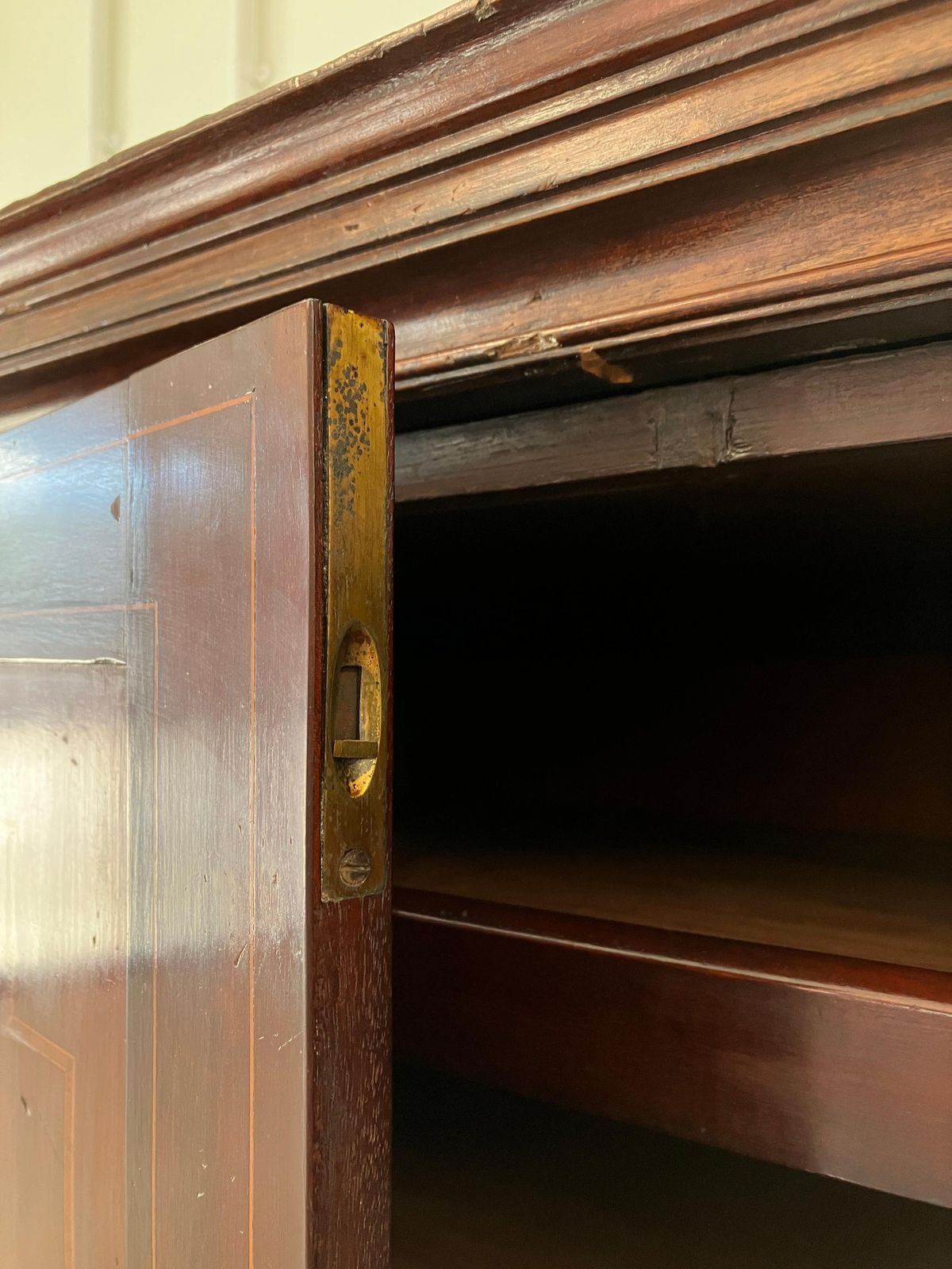 photo vinterior Antique Linen Press, English, Georgian, Housekeeper's Cupboard, Circa 1780