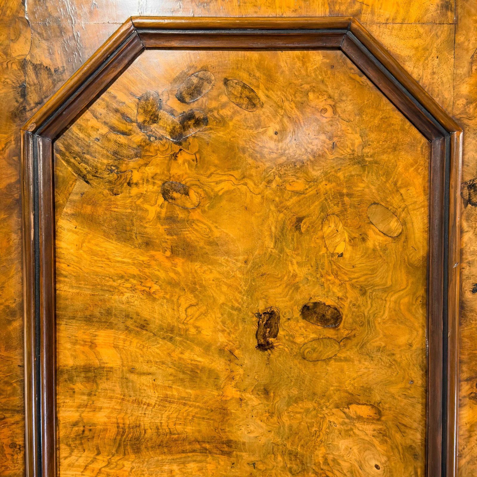 photo vintage Antique Victorian Walnut Triple Compactum Wardrobe | Antique Wardrobe | Storage Cupboard | Antique Storage | Vintage Furniture