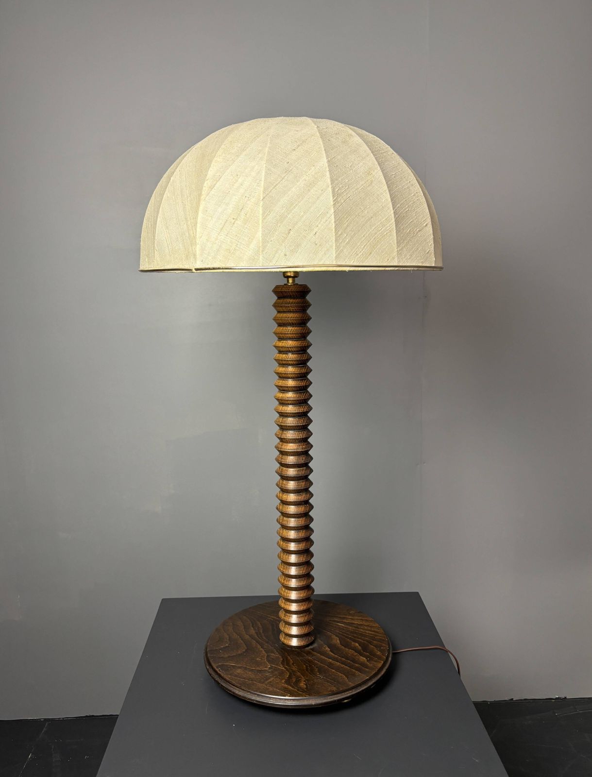 photo buy Large 95 Cm Midcentury Brutalist Wood Turned Mushroom Table Lamp, 1950s
