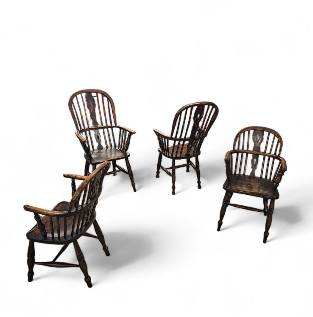 4 X Antique Windsor 2 Low / 2 High Spindle Back Arm Chair In Elm Wood / 19th Century. photo vintage