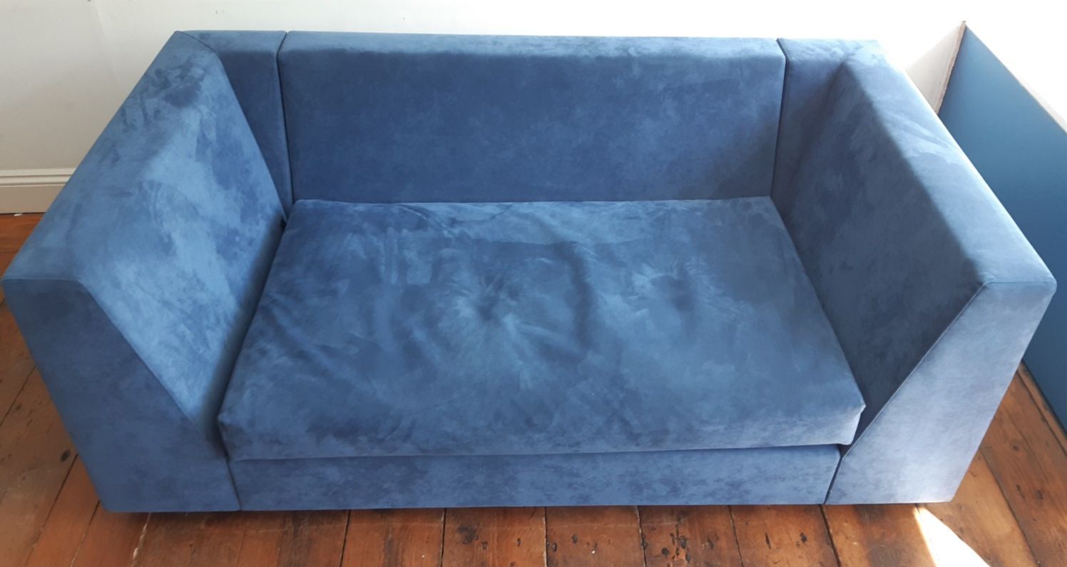 photo vinterior Ligne Roset 'Exclusif' Two Seater Sofa Blue Suede Upholstery  Vgc Uk Delivery