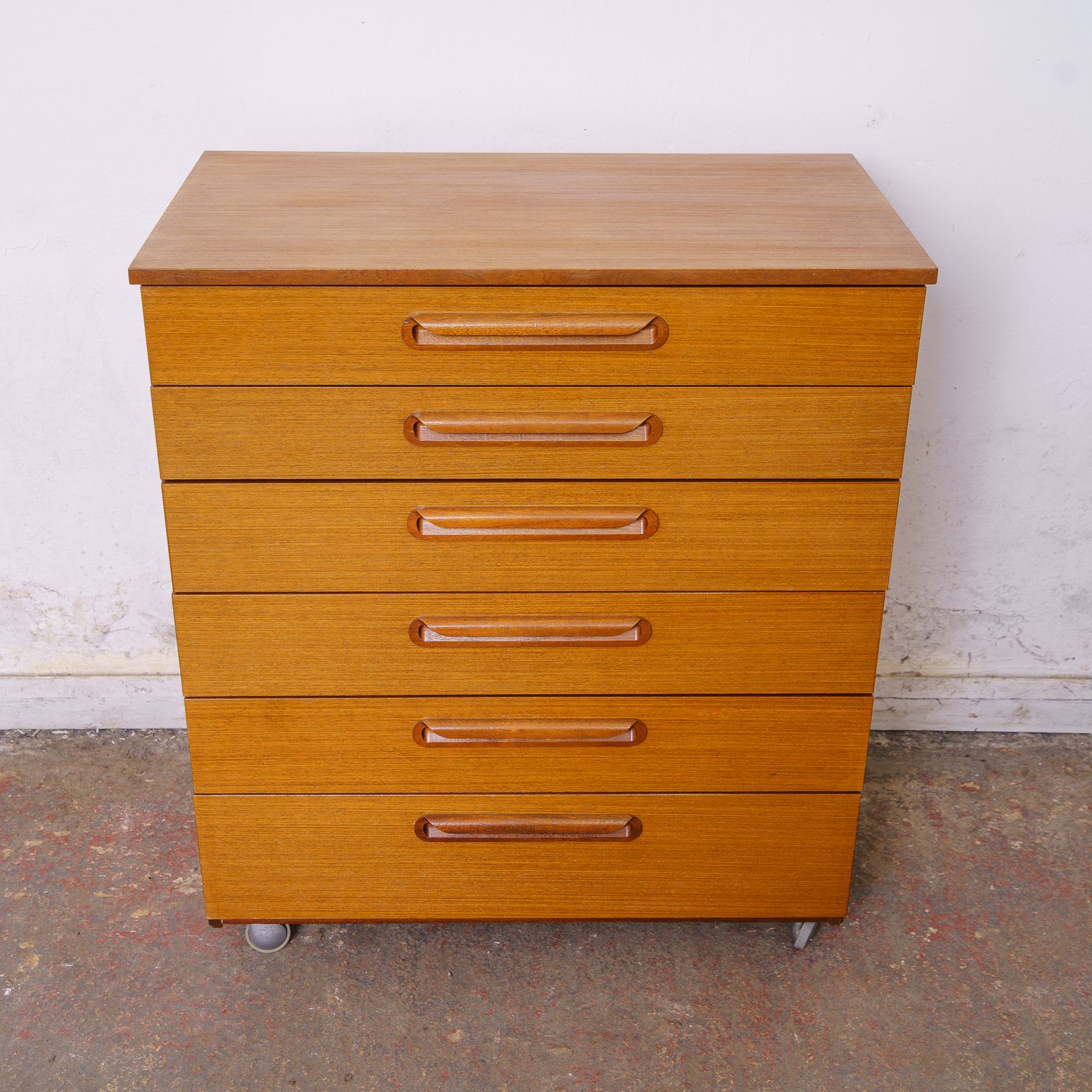 Schreiber Mid Century Teak Chest Of Drawers photo vinterior