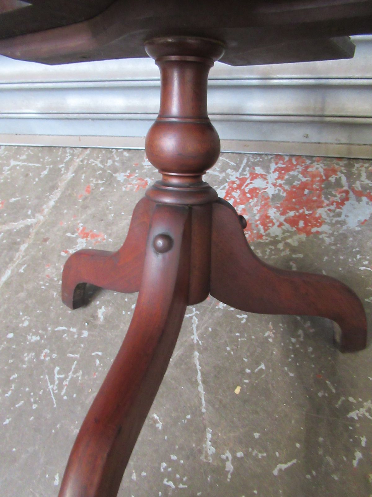 photo furniture Late Victorian Small Revolving Book Stand
