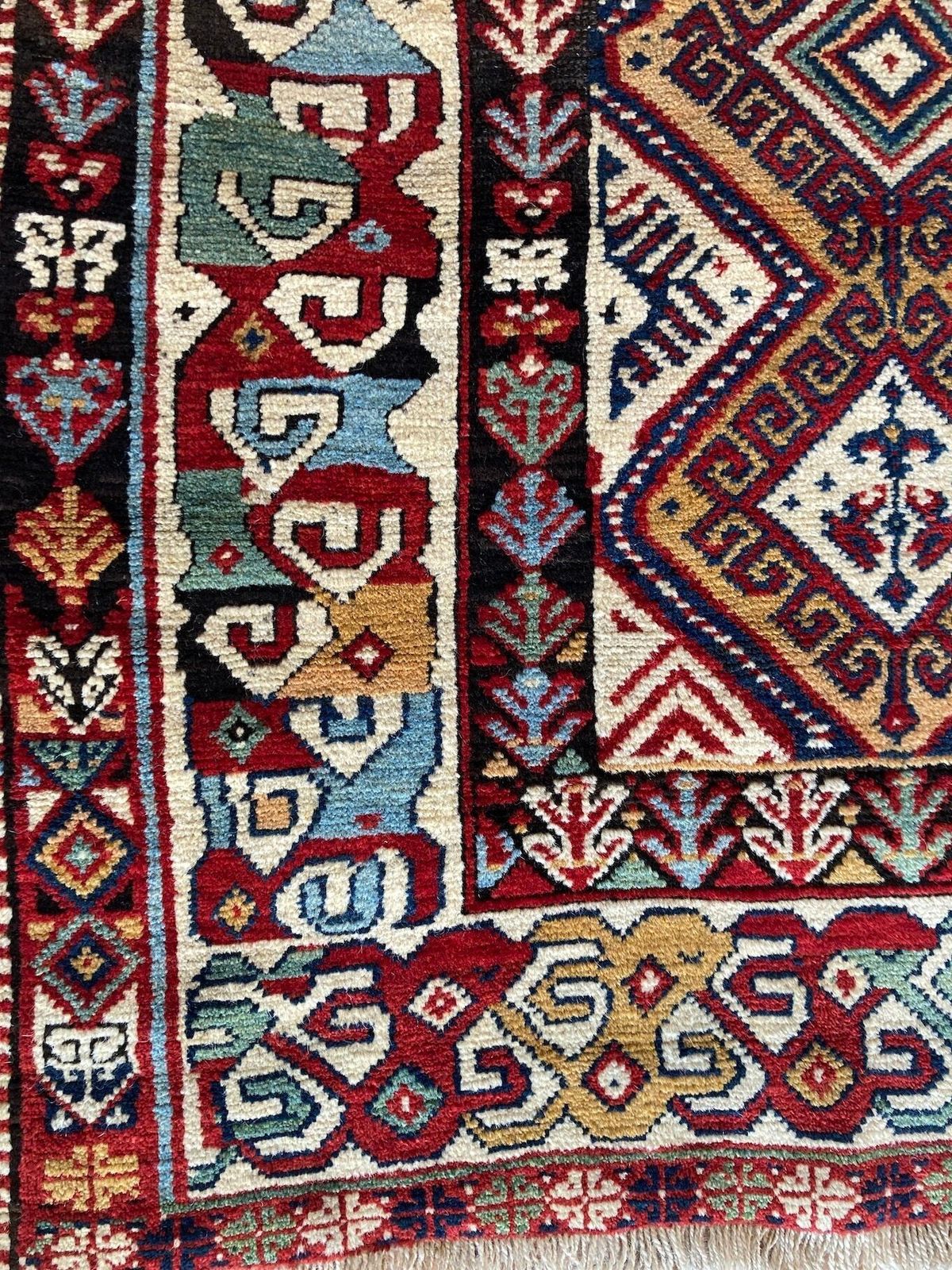 Antique Caucasian Rug 2.58m X 1.25m photo vinterior