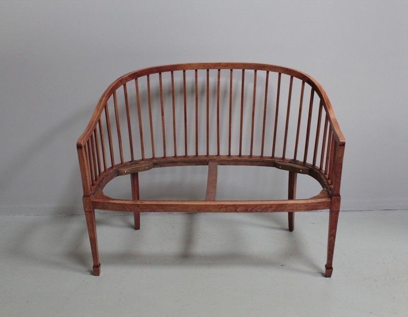photo furniture Art Deco Bench In Beech 20th