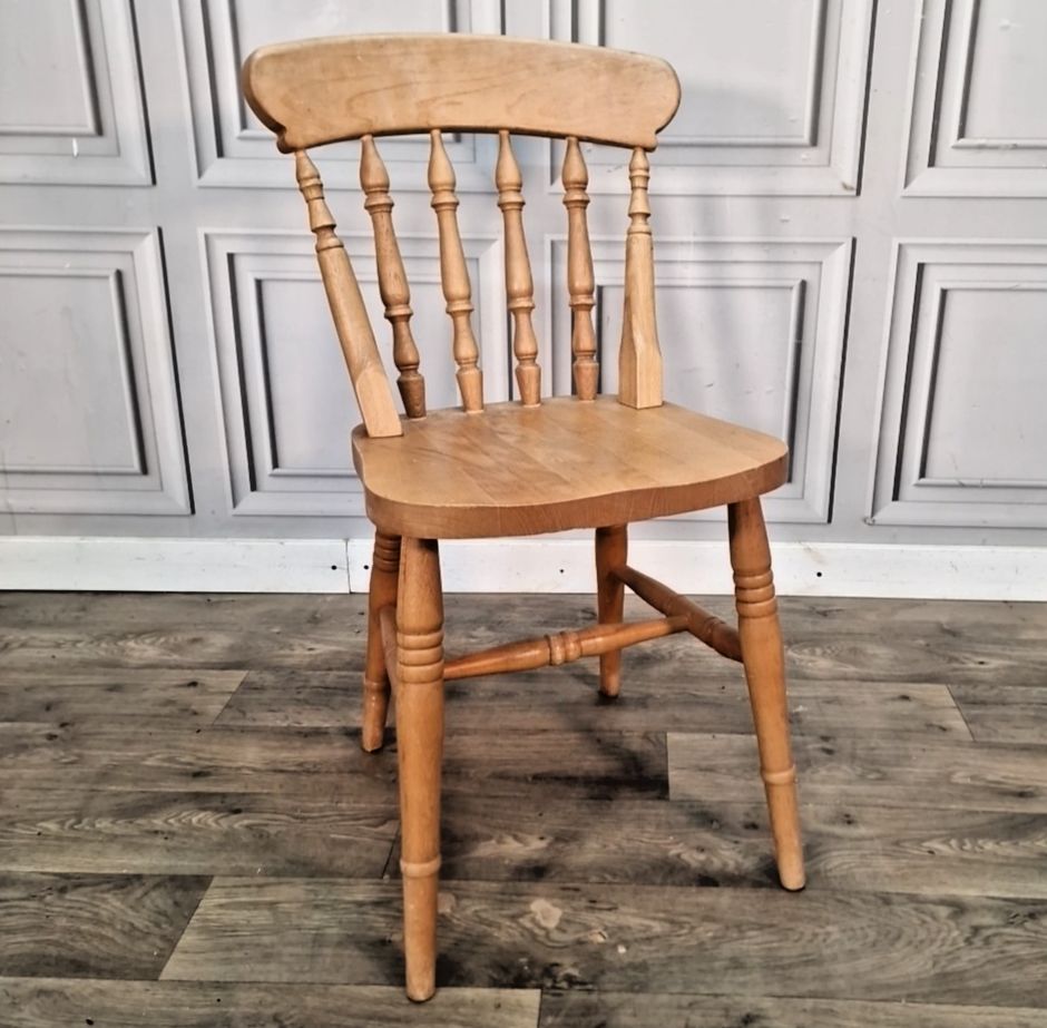 Vintage Wooden Kitchen Chair Spindle Back Farmhouse Country Dining Seat Beech