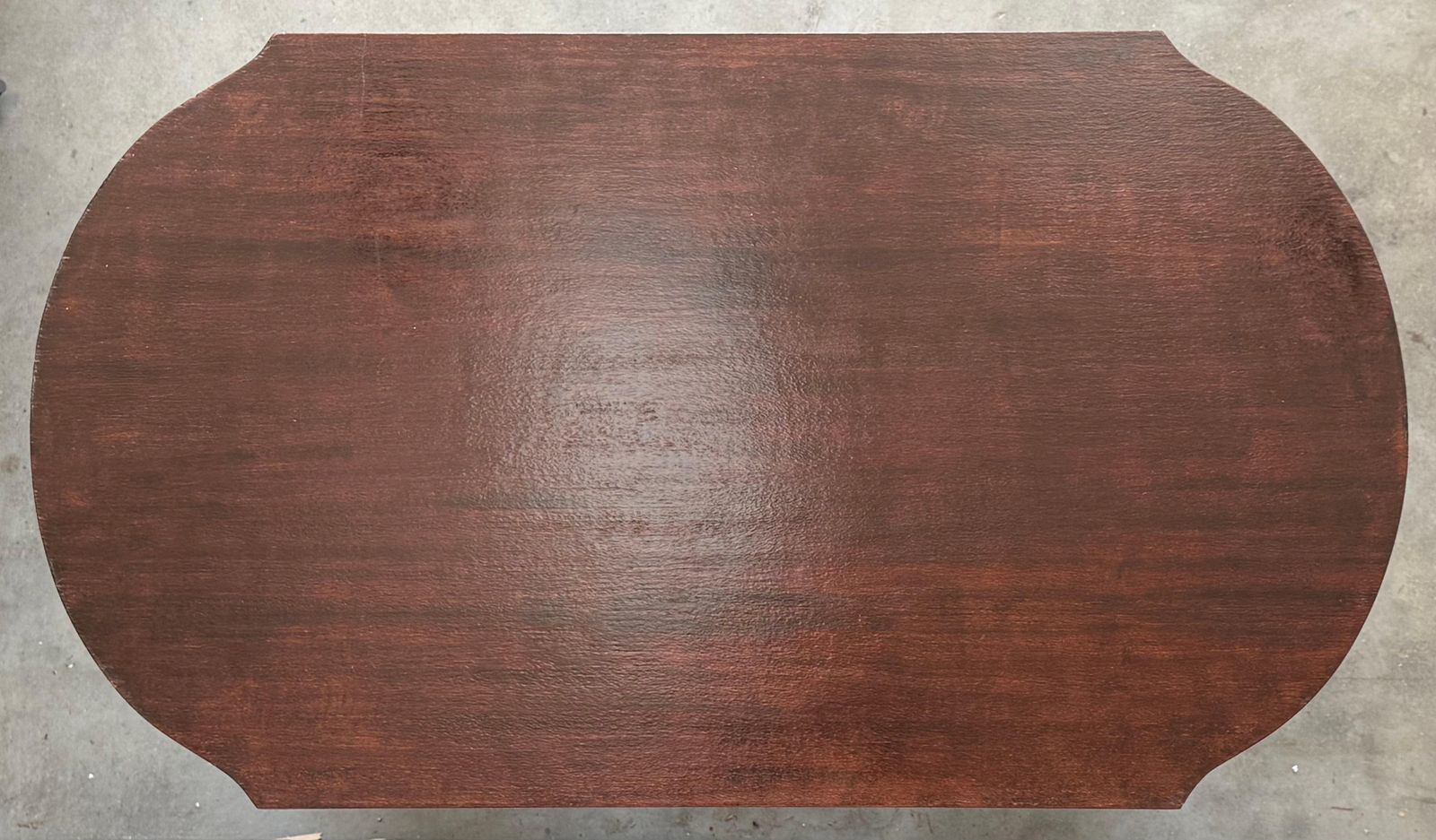 photo furniture Table de jeu ou bureau américain de style Federal en noyer sculpté, New York, vers 1810