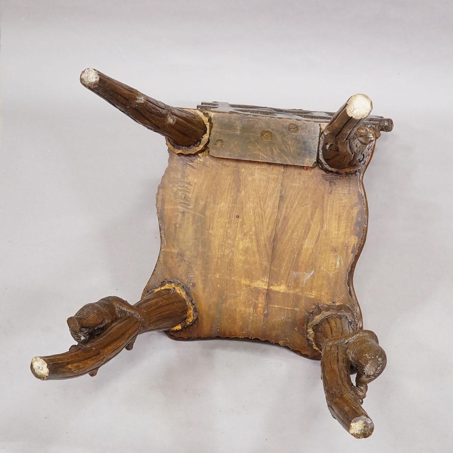 photo vinterior Antique Black Forest Carved Bear Chair, Brienz, Circa 1880s