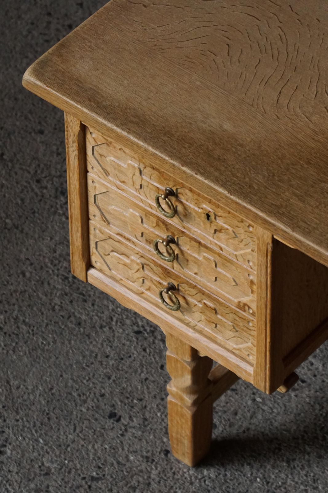 2073.0 Freestanding Desk In Oak, Danish Mid Century Modern, Henning Kjærnulf, 1950s photo
