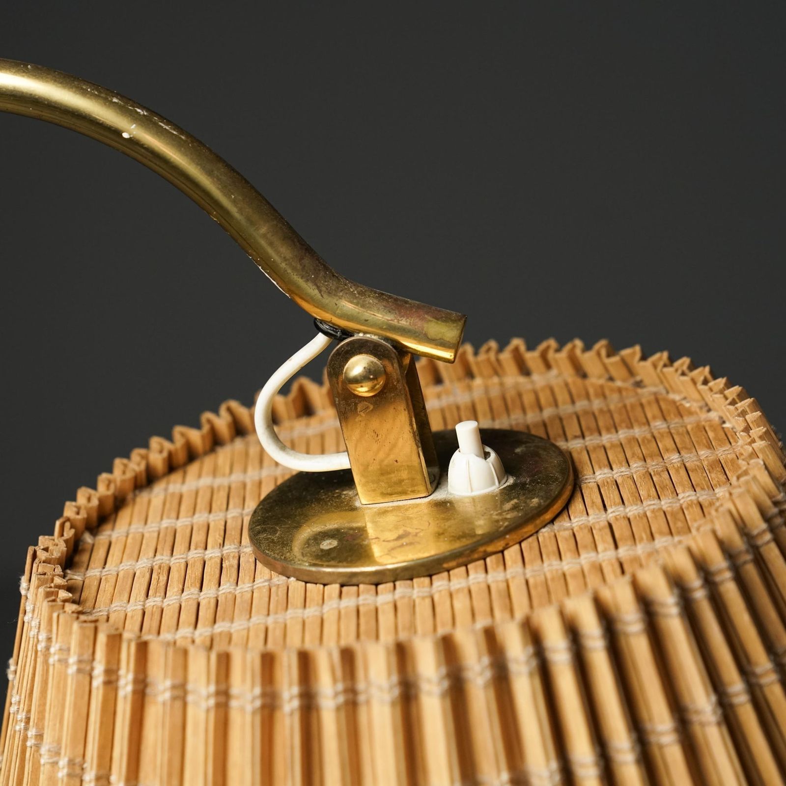 Scandinavian Modern Model 9608 Floor Light, Paavo Tynell, Taito Oy, 1940/1950s photo vinterior
