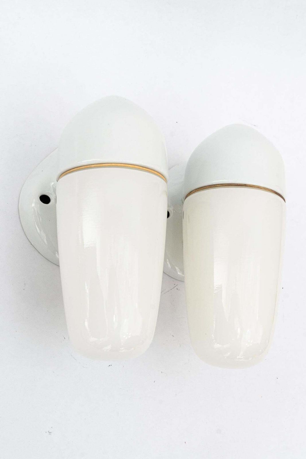 Porcelain Pair Of Wall Lights By Wilhelm Wagenfeld For Lindner, 1940s, Germany photo vinterior