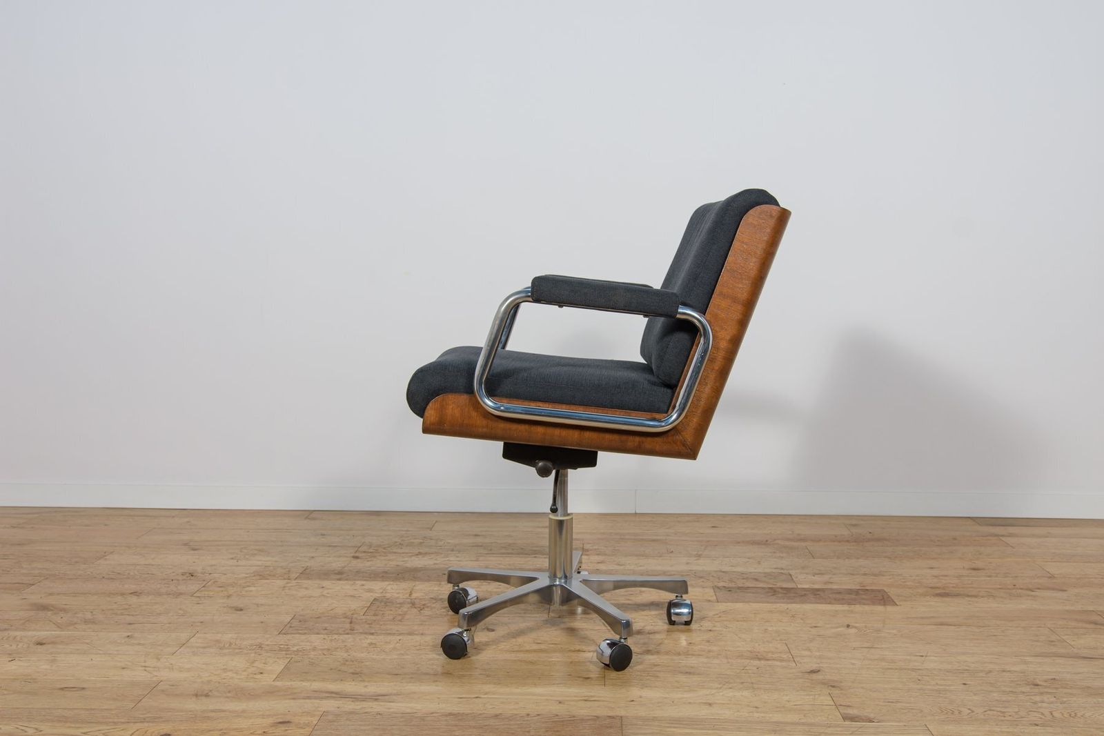 Mid Century Swivel Office Chair By Gordon Russell, United Knigdom, 1970s photo 1170.0