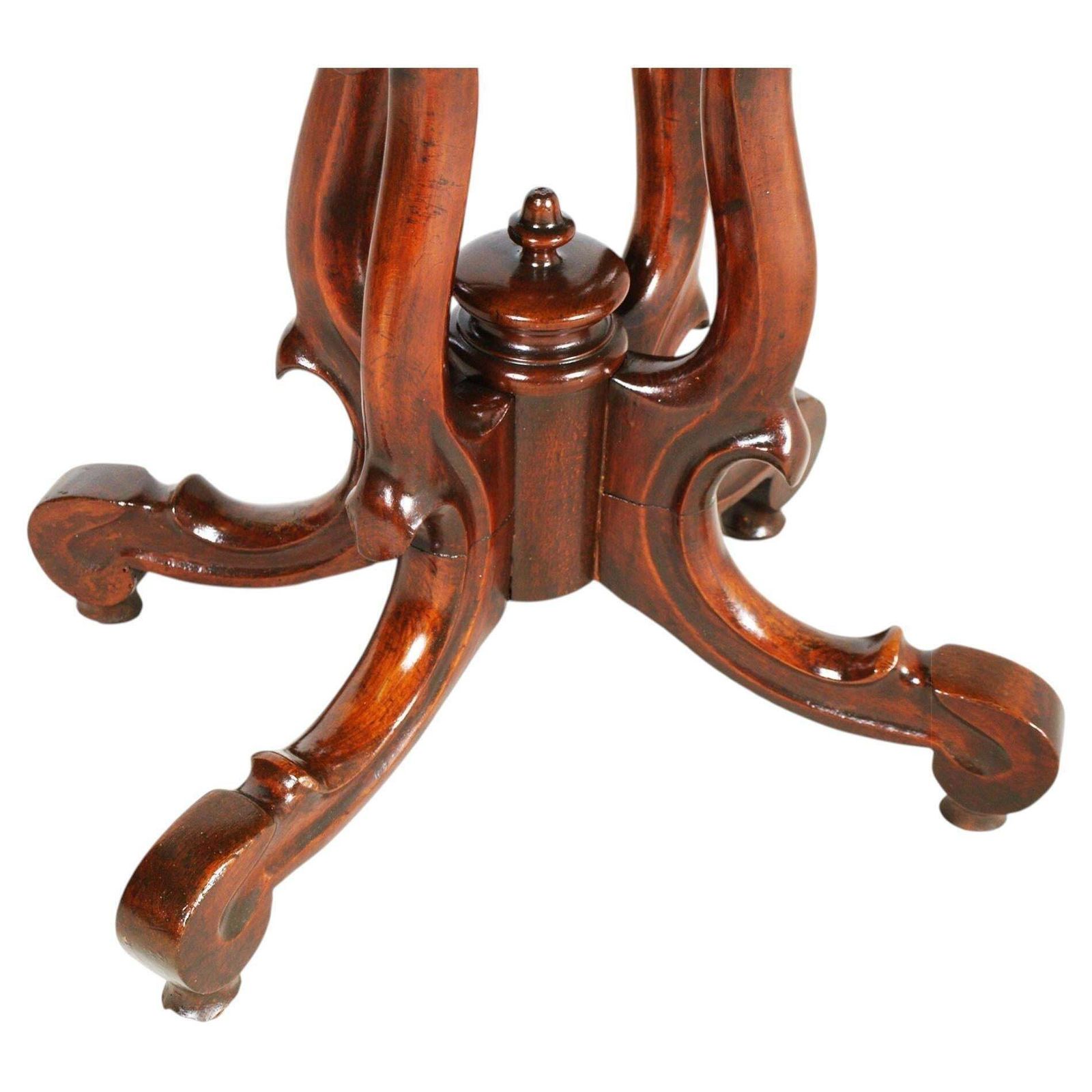 Italian 1930s Oval Walnut Gueridon Table Paolo Buffa Style, Cantù, Sculptural photo Furniture