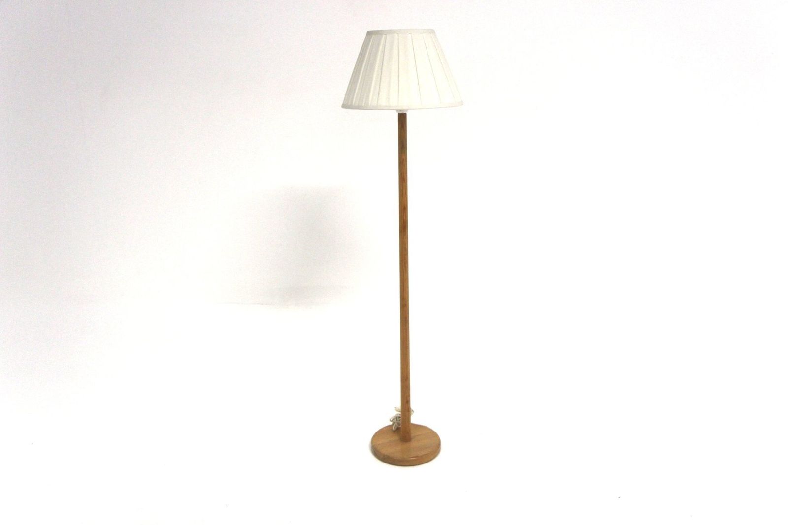 Lampadaire scandinave en pin GB Solbackens Svarveri, Suède, années 1970