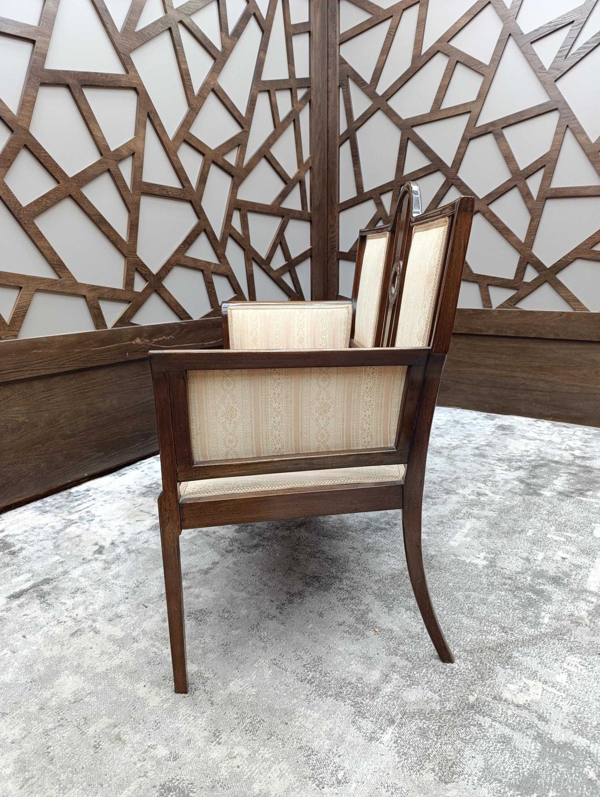 1100.0 Edwardian Mahogany Salon Suite | Mother Of Pearl Inlay | Early 20th Century photo